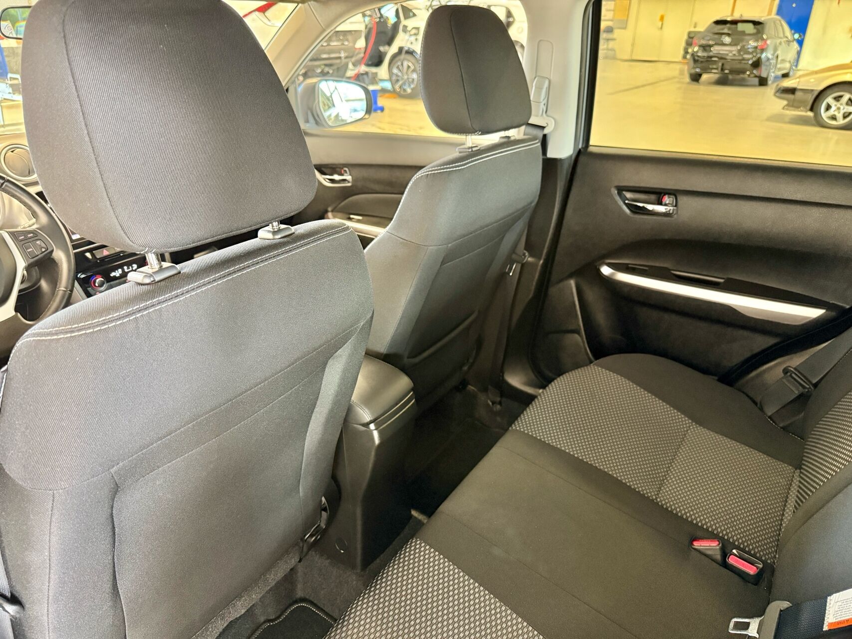 Billede af Suzuki Vitara 1,0 Boosterjet Active 112HK 5d 6g Aut.