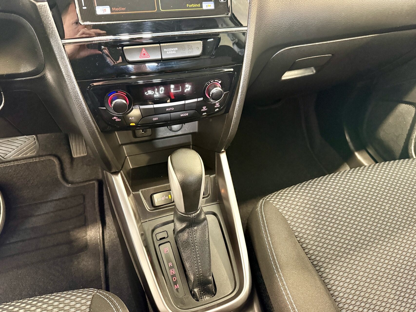 Billede af Suzuki Vitara 1,0 Boosterjet Active 112HK 5d 6g Aut.