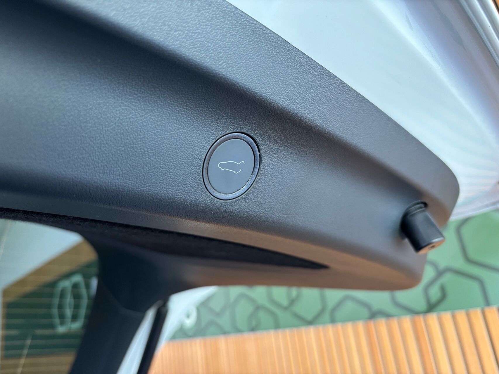 Billede af Tesla Model Y EL Standard Range RWD 299HK 5d Aut.