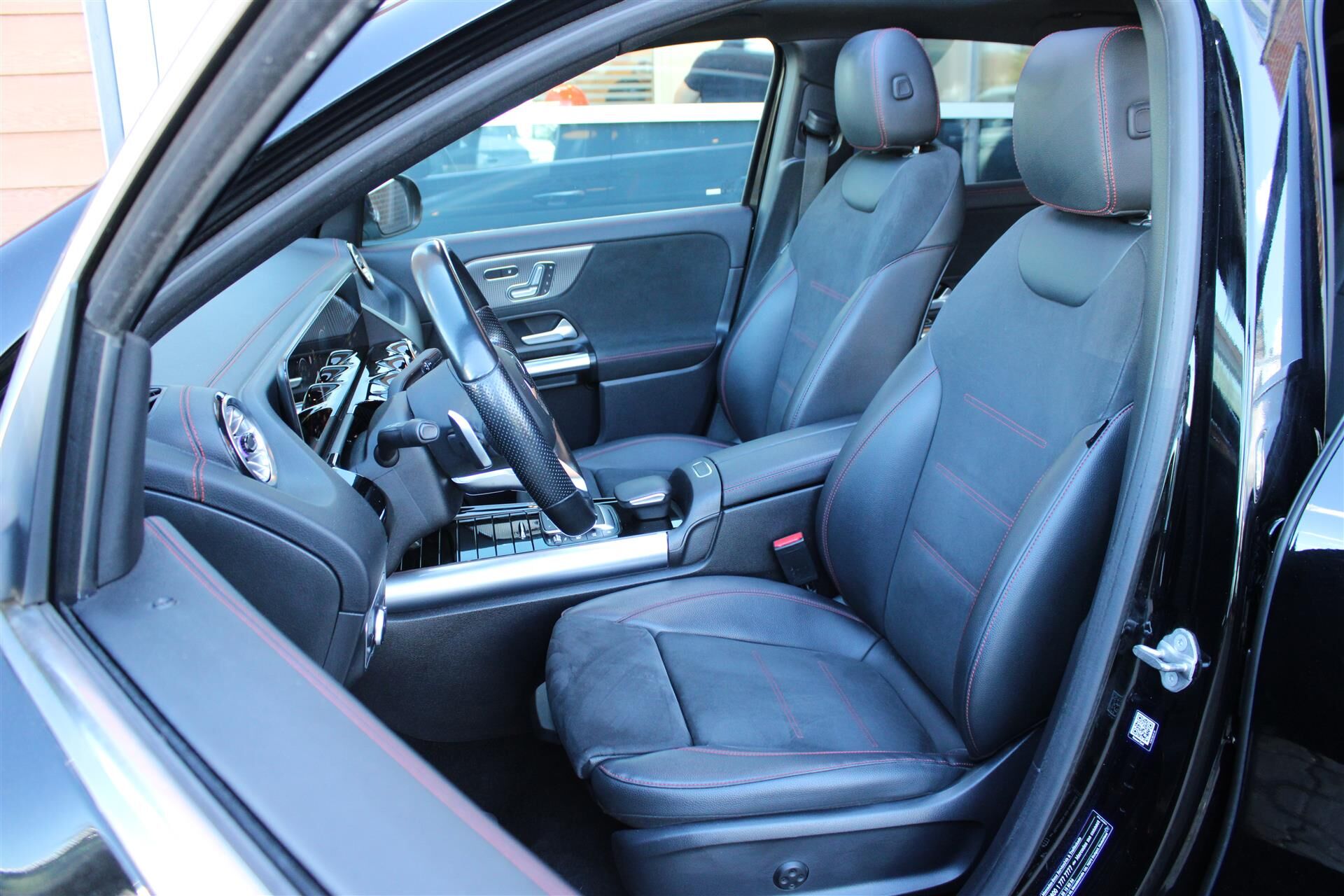 Billede af Mercedes-Benz EQA 250 EL AMG Premium 190HK 5d Aut.