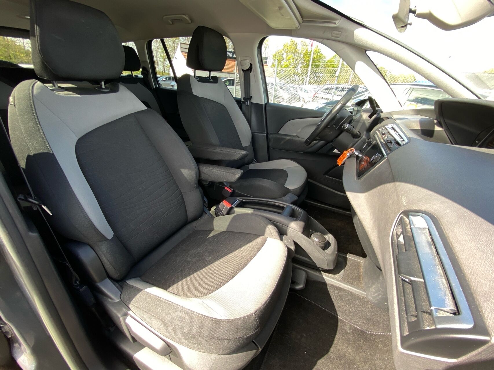 Billede af Citroën Grand C4 Picasso 1,6 e-HDi Seduction ETG6 115HK 6g Aut.