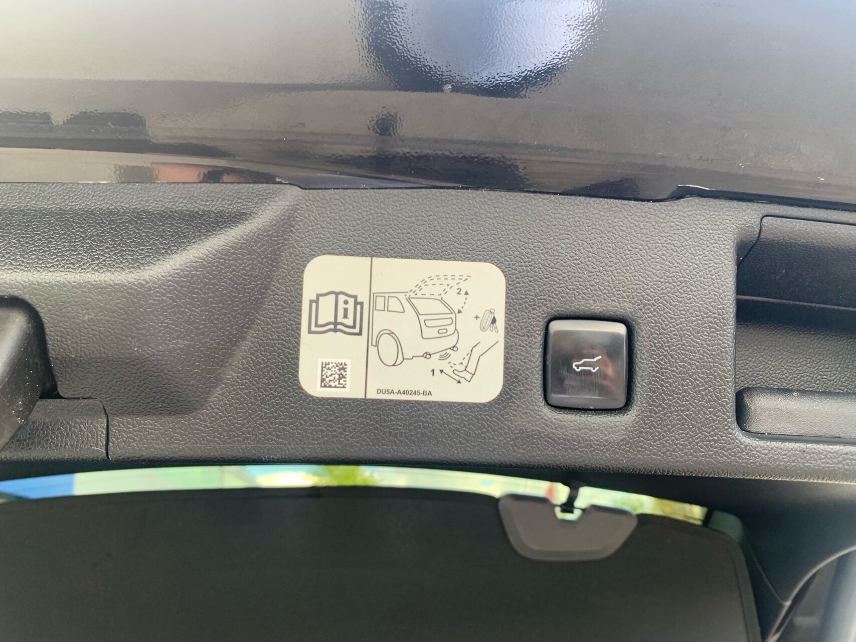 Billede af Ford Kuga 2,5 Plugin-hybrid Vignale CVT 225HK 5d Trinl. Gear
