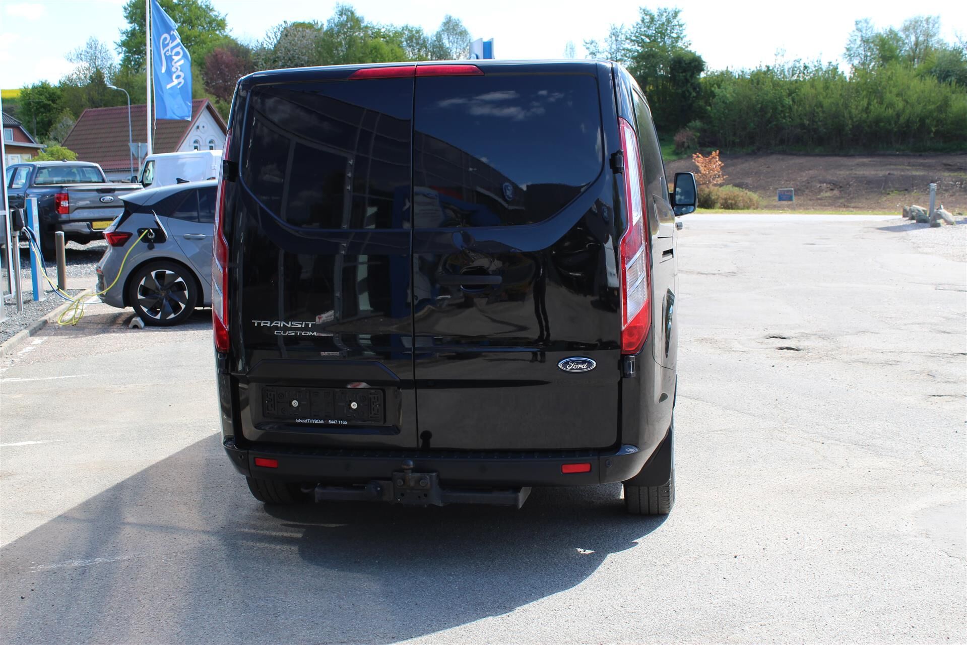 Billede af Ford Transit Custom 300 L2H1 2,0 TDCi Trend 130HK Van 6g Aut.