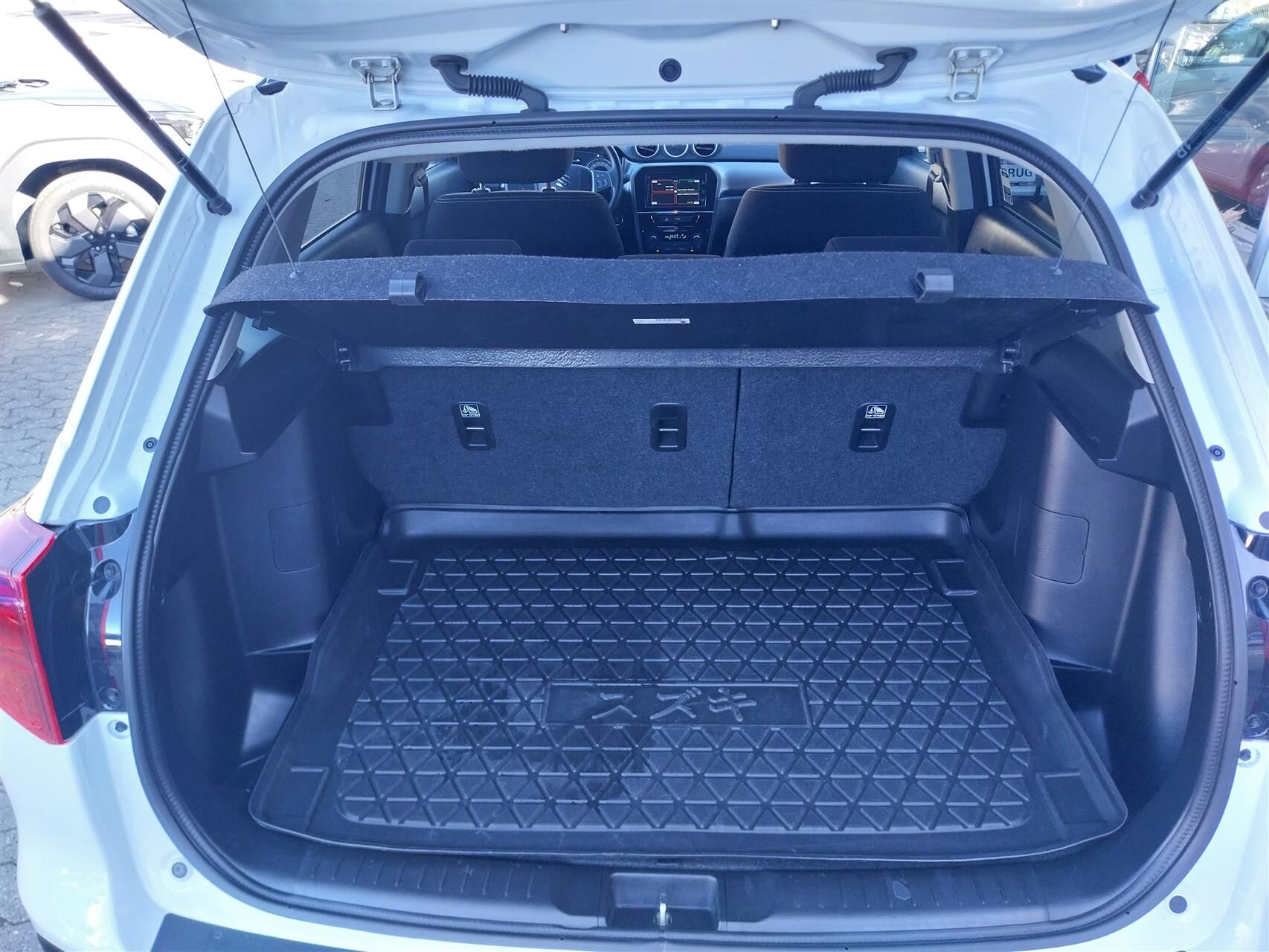 Billede af Suzuki Vitara 1,4 Boosterjet  Mild hybrid Active 129HK 5d 6g Aut.