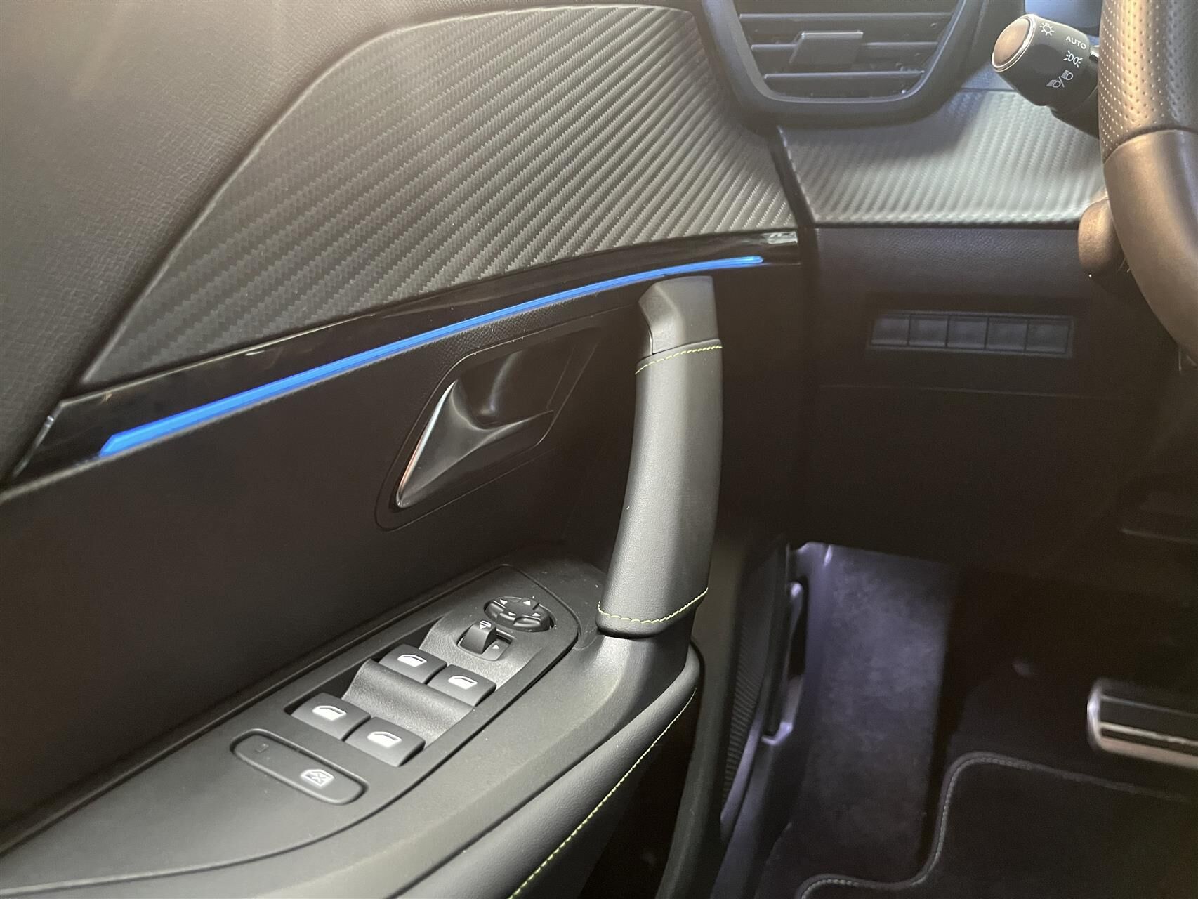 Billede af Peugeot e-2008 EL GT 156HK 5d Aut.