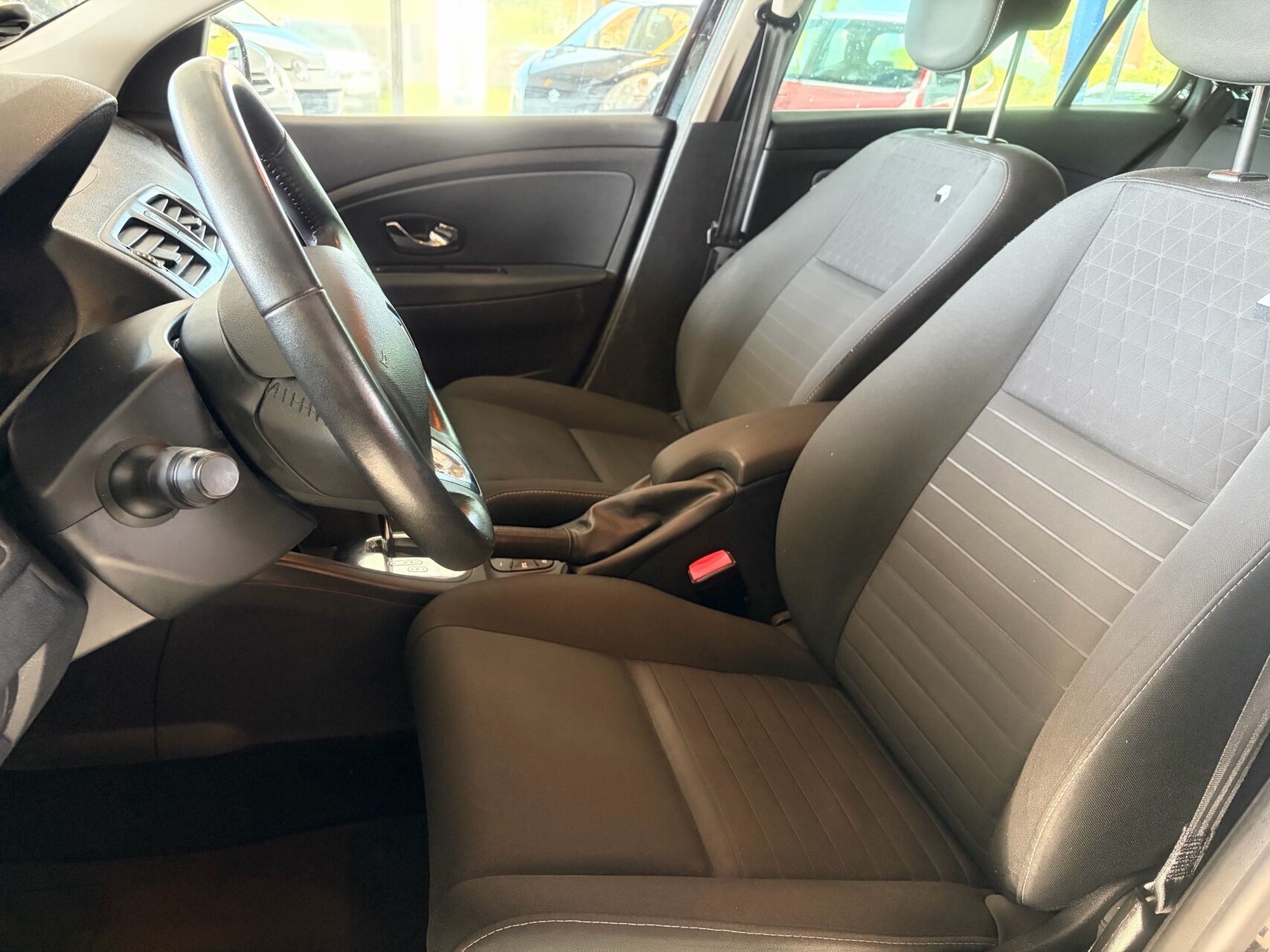 Billede af Renault Mégane Sport Tourer 1,5 DCI Limited 110HK Stc 6g Aut.
