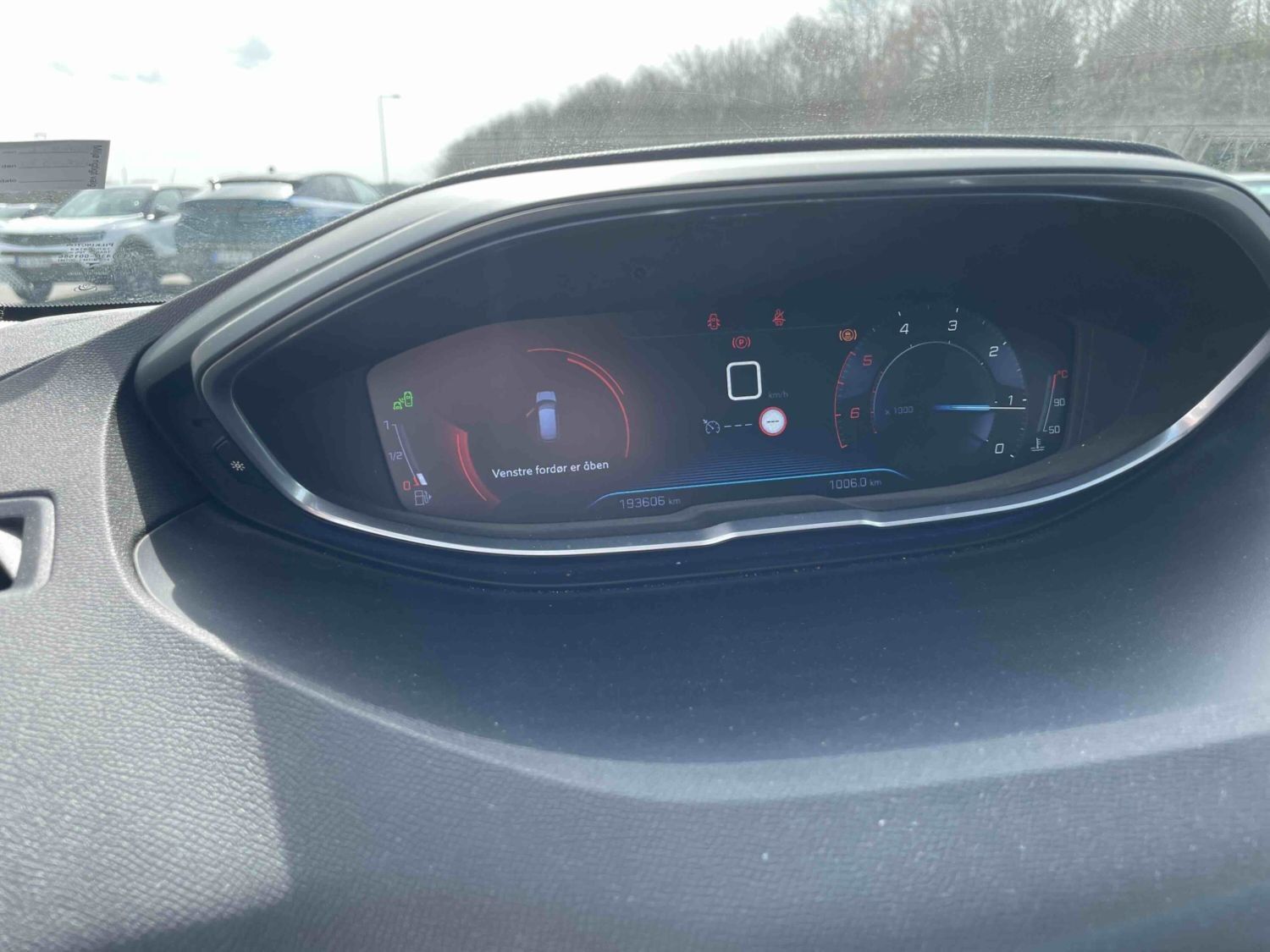 Billede af Peugeot 3008 1,6 BlueHDi Allure 120HK 5d 6g