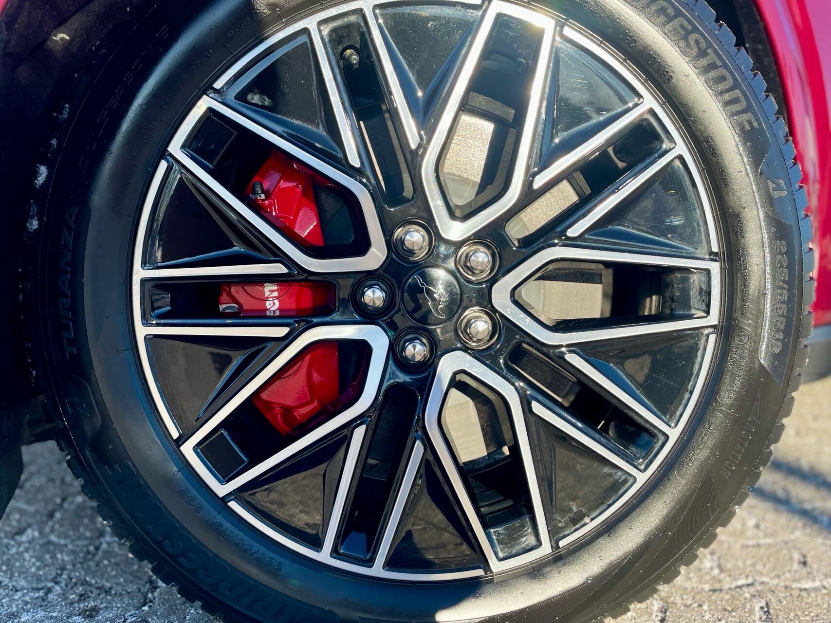 Billede af Ford Mustang Mach-E EL UR Premium AWD 375HK 5d Aut.