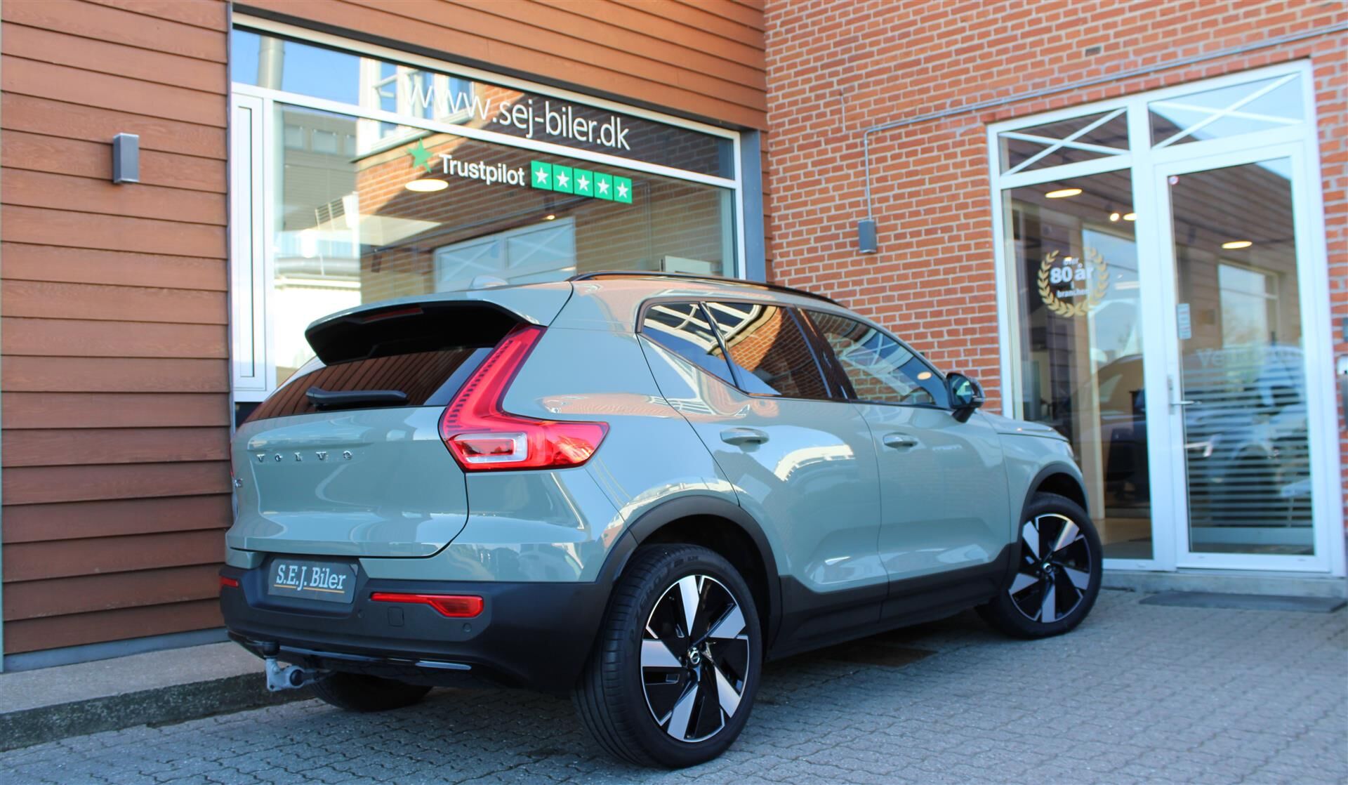 Billede af Volvo EX40 Single Motor Extended Range Plus 252HK 5d Aut.