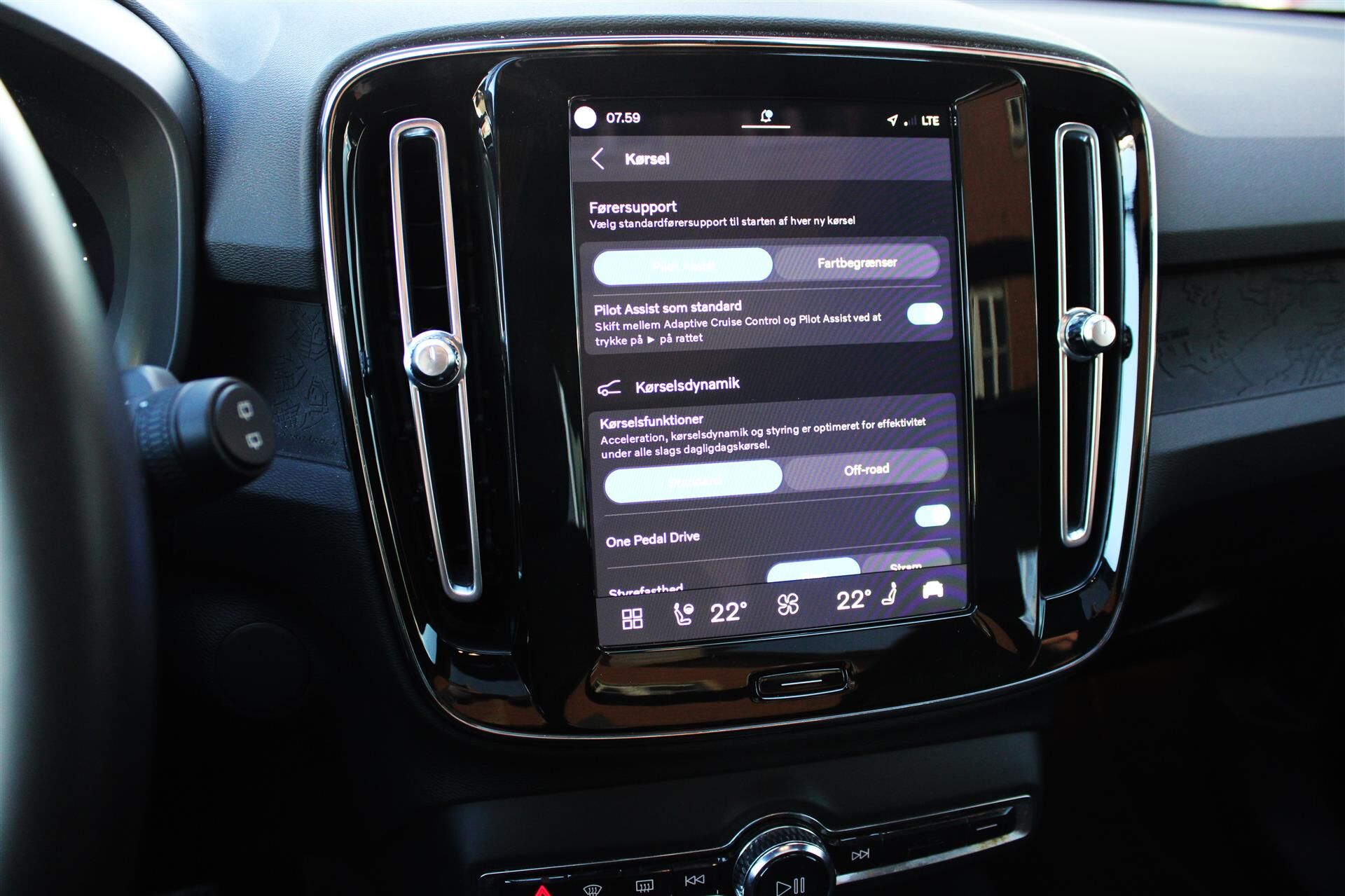 Billede af Volvo XC40 P8 Recharge Twin Ultimate AWD 408HK 5d Aut.