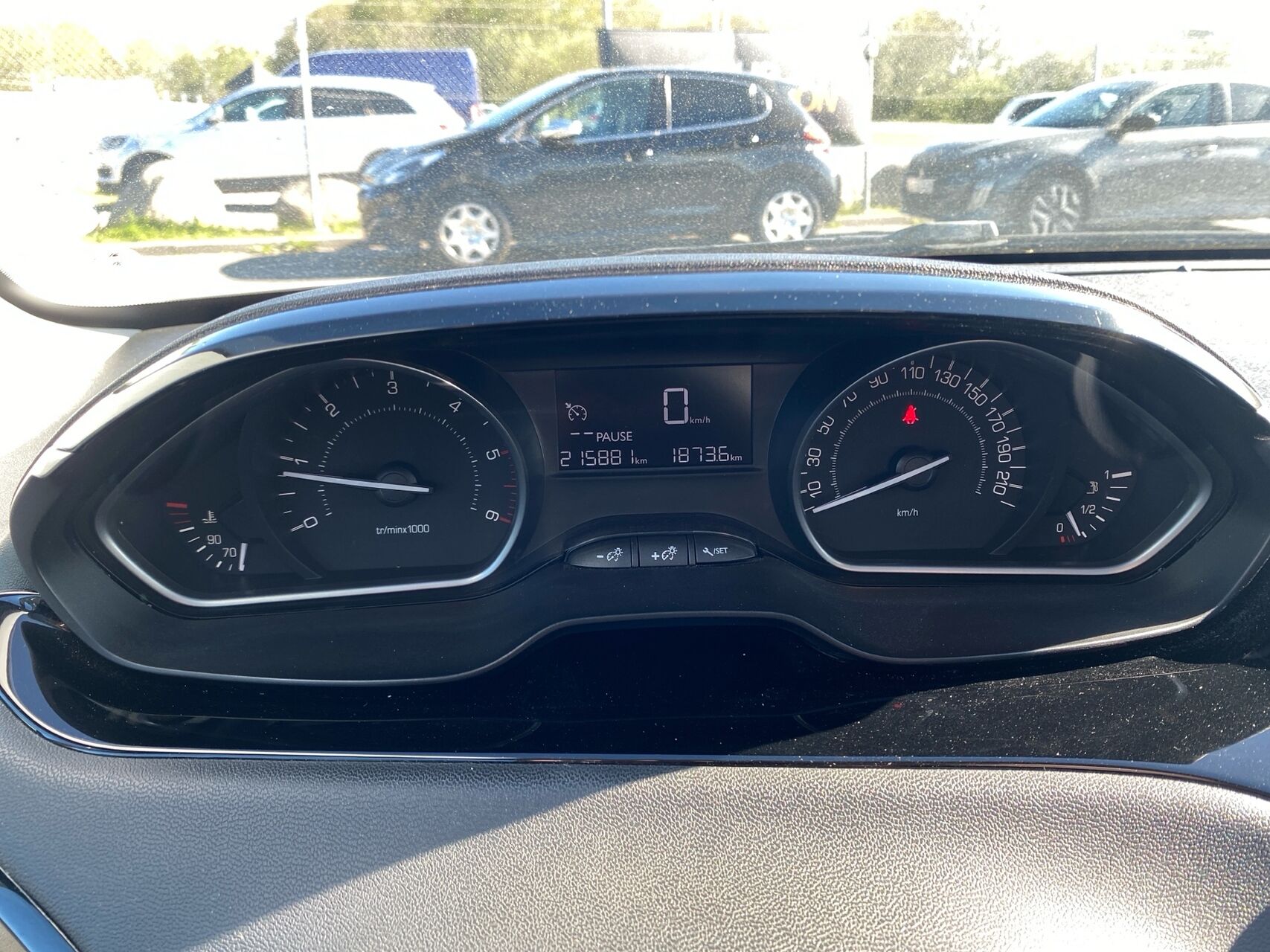 Billede af Peugeot 208 1,6 BlueHDi Envy 100HK 5d