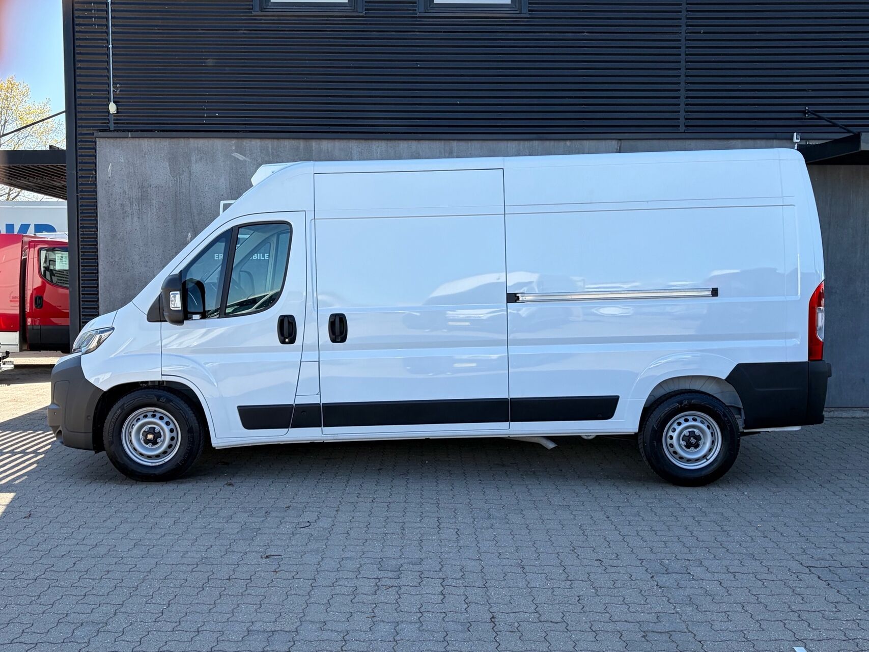 Billede af Fiat Ducato 35M L3H2 2,2 Multijet Pro+ 180HK Van 8g Aut.