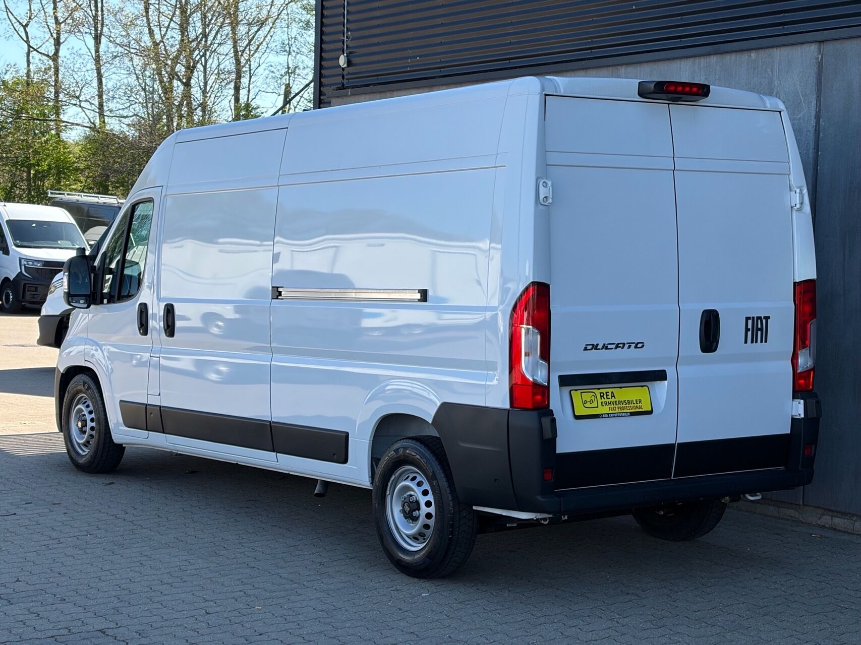 Billede af Fiat Ducato 35M L3H2 2,2 Multijet Pro+ 180HK Van 8g Aut.