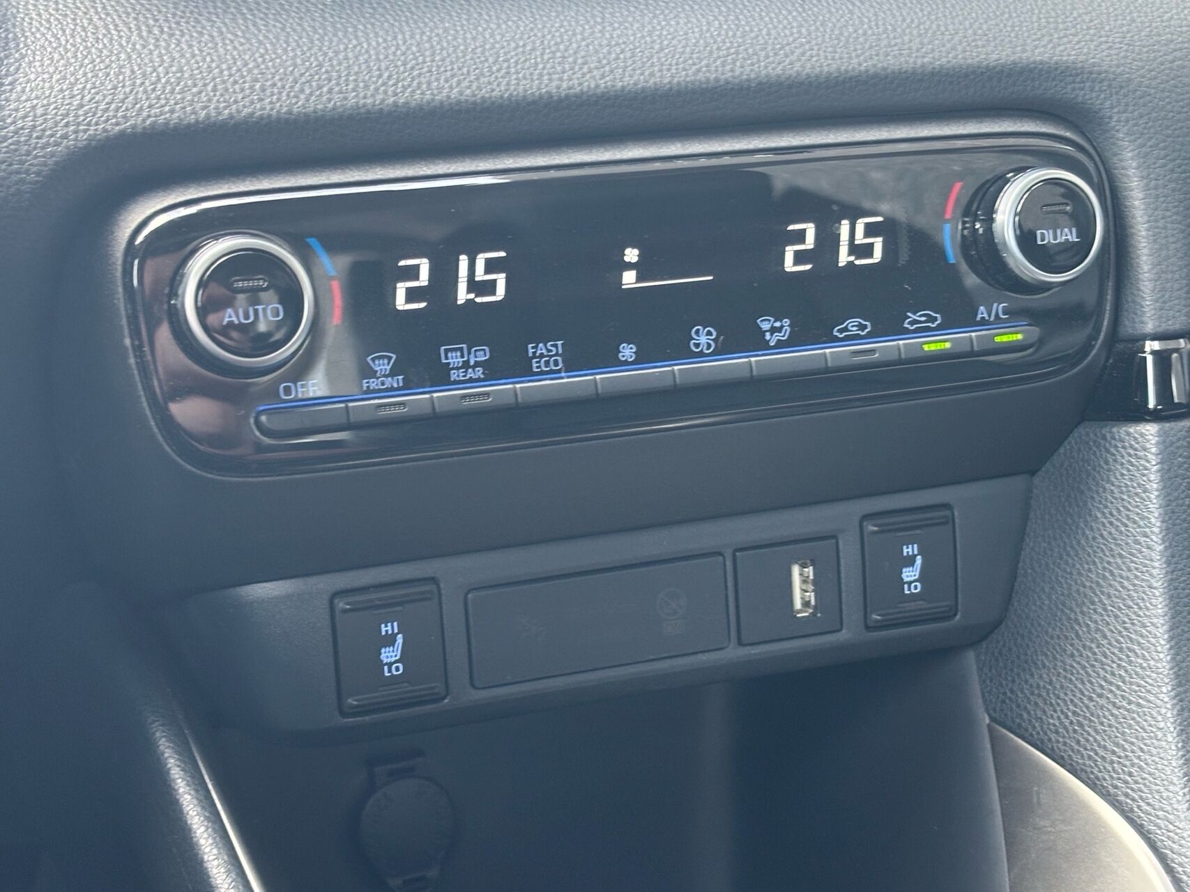 Billede af Mazda 2 1,5 VVT-I  Hybrid Agile Comfort CVT 116HK 5d Trinl. Gear