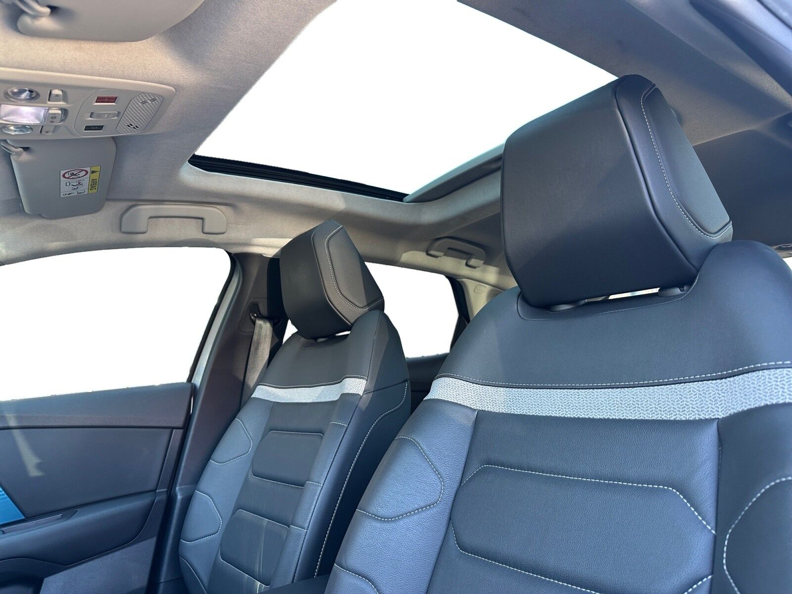 Billede af Citroën e-C4 EL Shine Sport 136HK 5d Aut.