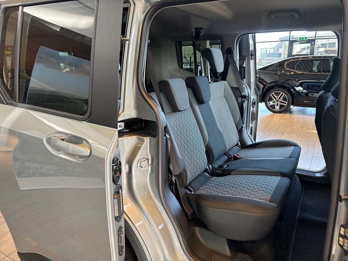 Billede af Ford E-Tourneo Courier EL Titanium 136HK Aut.