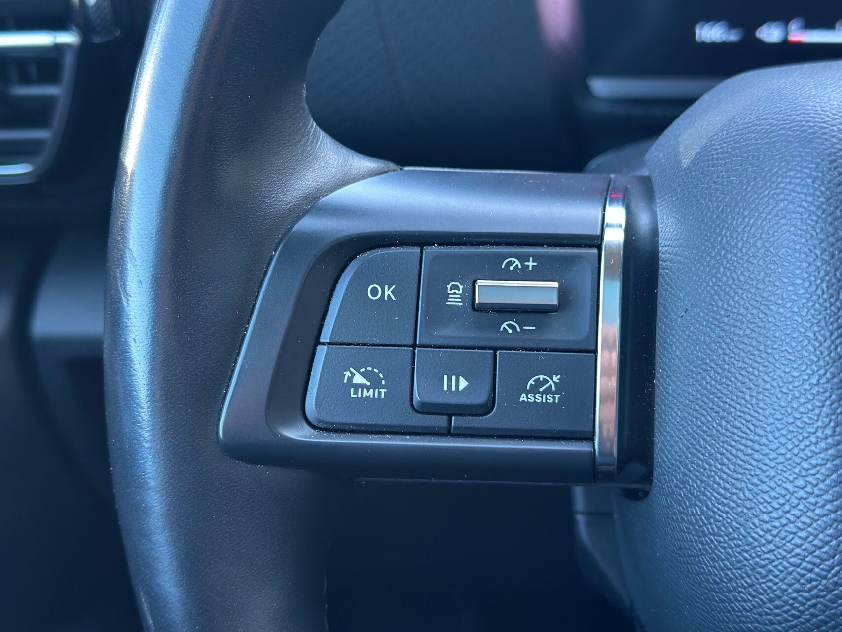 Billede af Citroën e-C4 EL Shine Sport 136HK 5d Aut.