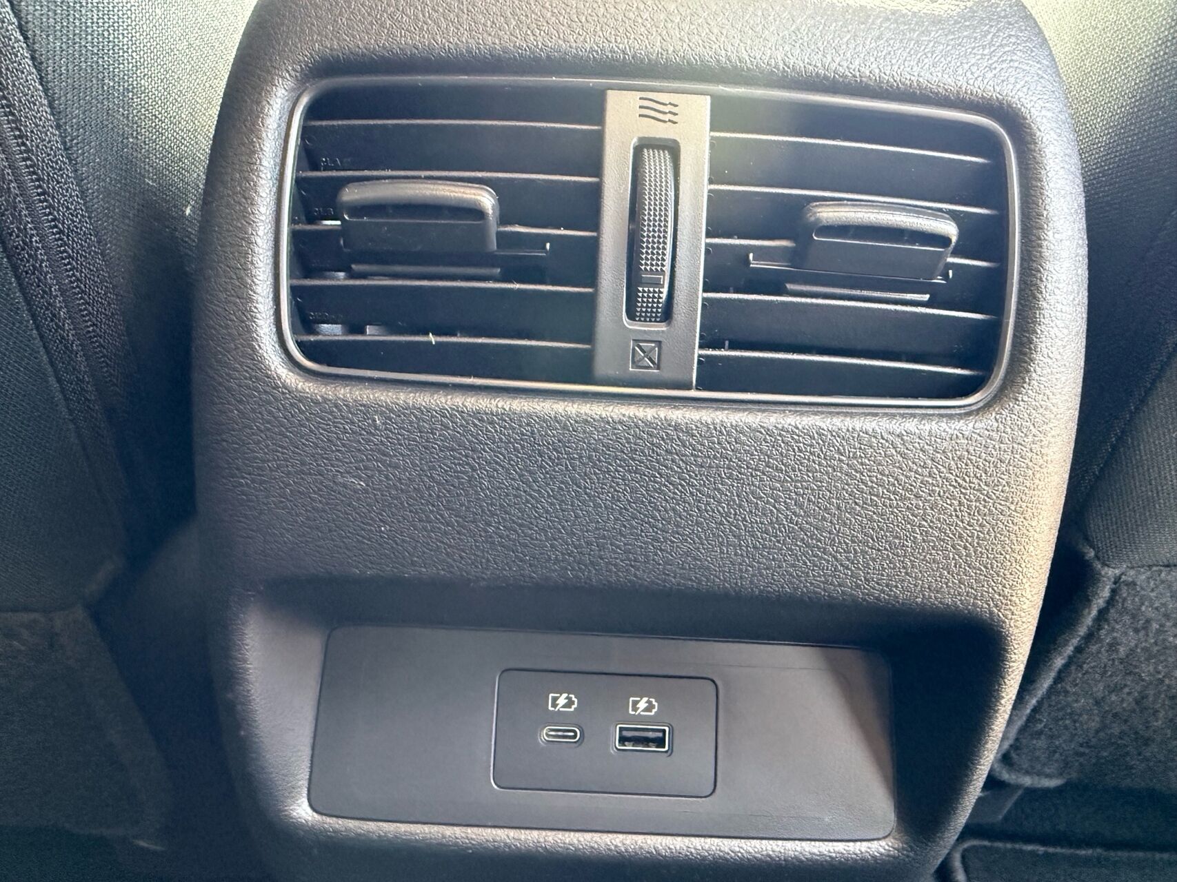 Billede af Nissan Qashqai 1,3 MHEV  Mild hybrid N-Connecta X-Tronic 158HK 5d 7g Aut.
