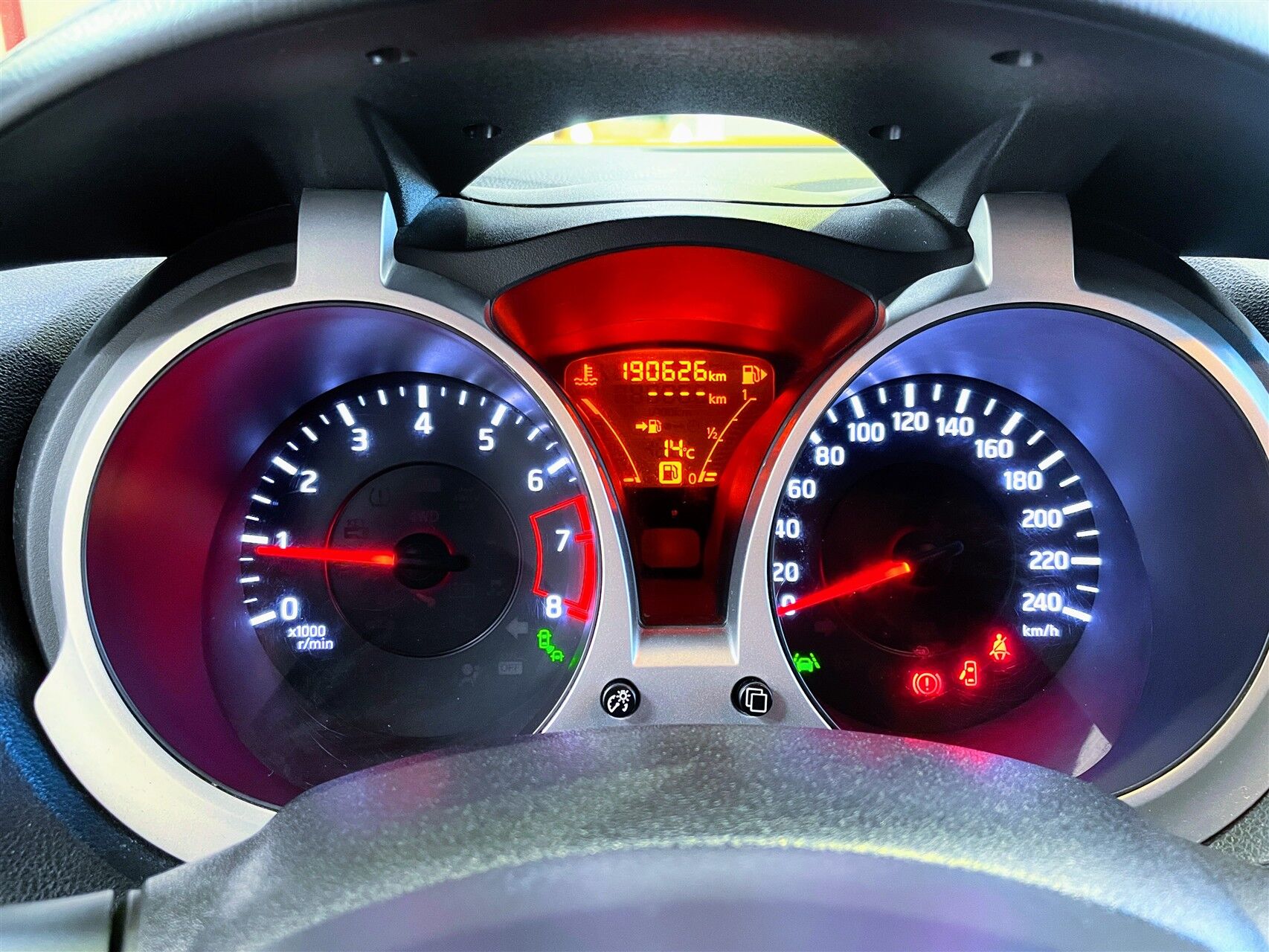 Billede af Nissan Juke 1,2 Dig-T Tekna 4x2 115HK 5d 6g