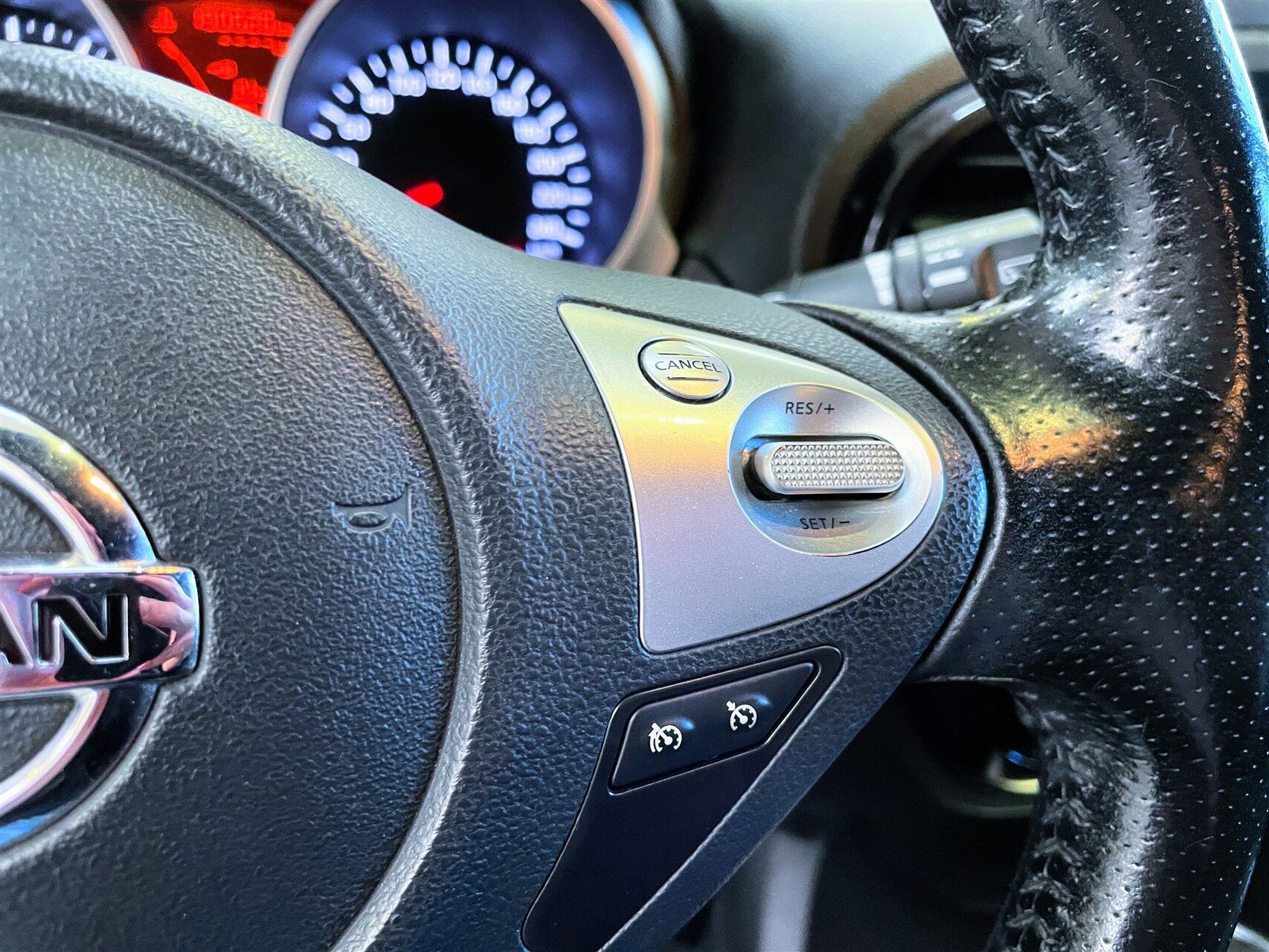 Billede af Nissan Juke 1,2 Dig-T Tekna 4x2 115HK 5d 6g