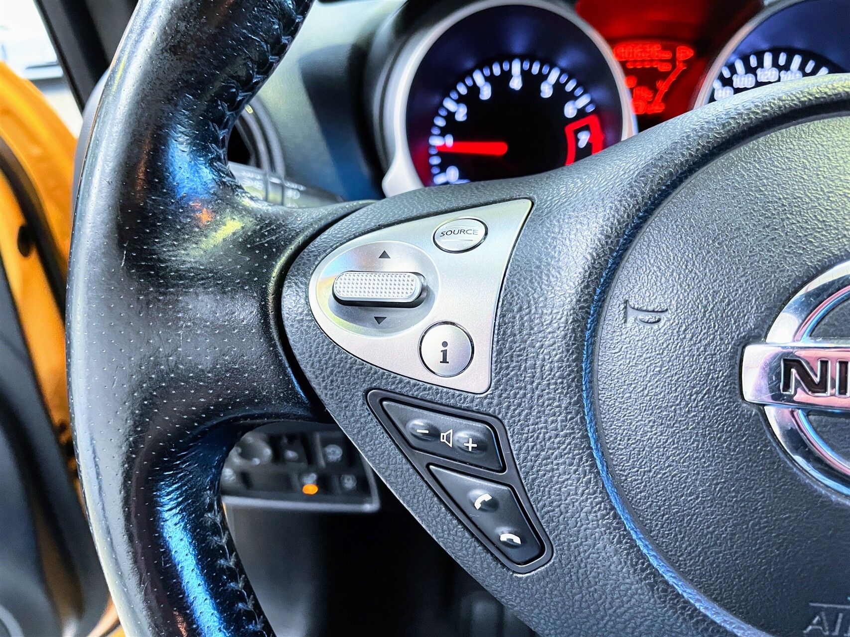 Billede af Nissan Juke 1,2 Dig-T Tekna 4x2 115HK 5d 6g