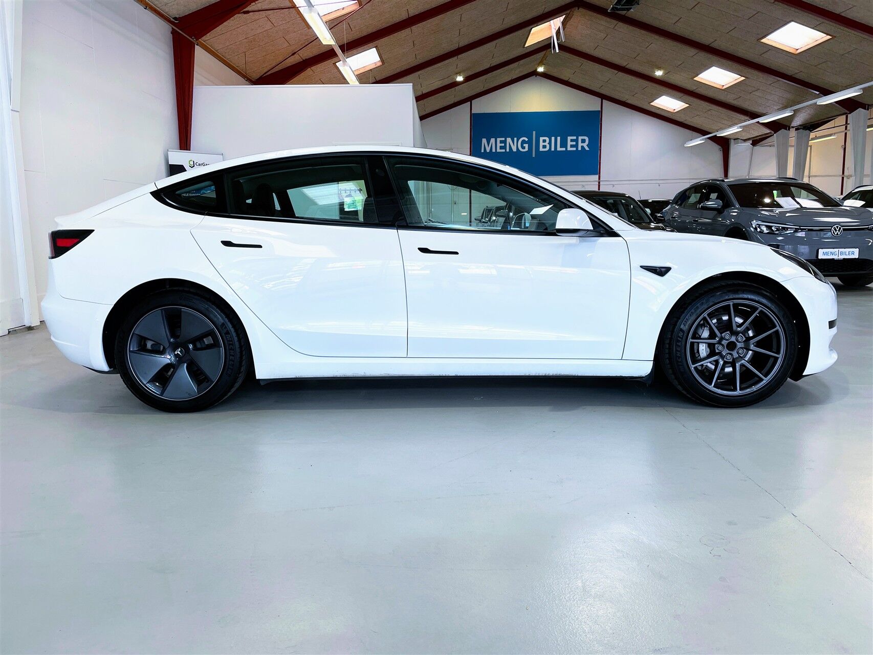 Billede af Tesla Model 3 EL Standard Range Plus 325HK Aut.