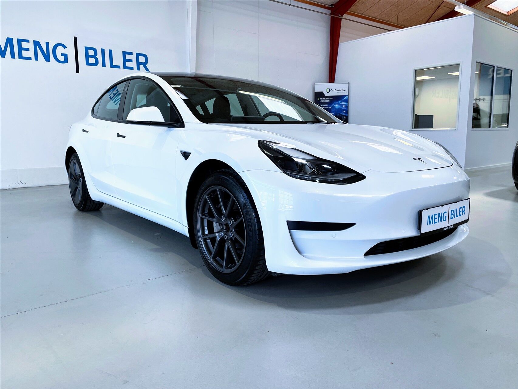 Billede af Tesla Model 3 EL Standard Range Plus 325HK Aut.