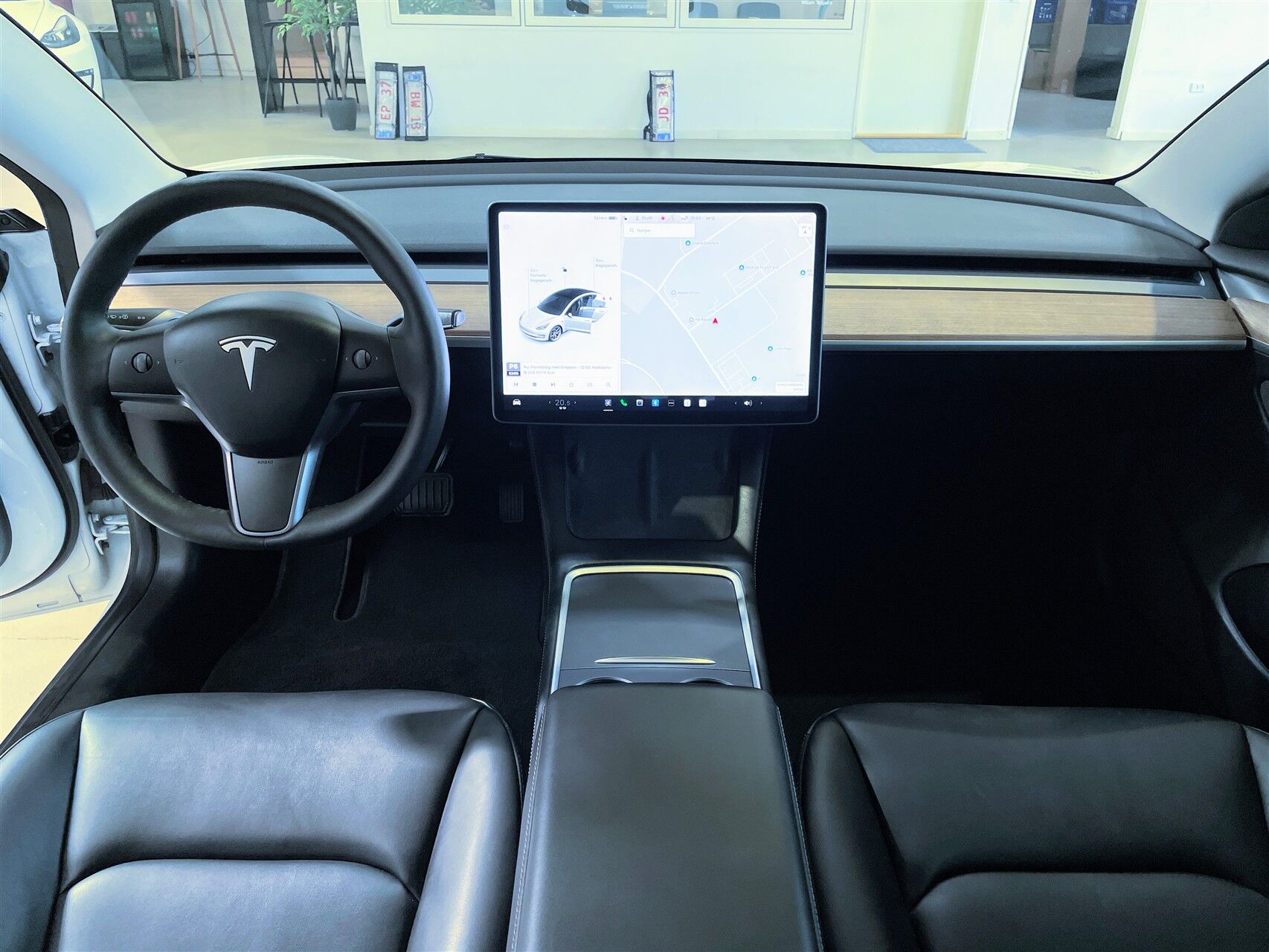 Billede af Tesla Model 3 EL Standard Range Plus 325HK Aut.