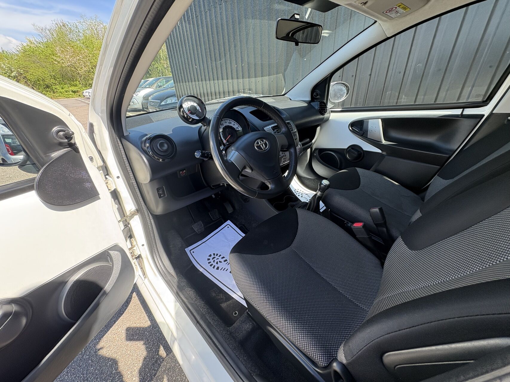 Billede af Toyota Aygo 1,0 VVT-I Red&Black 68HK 5d