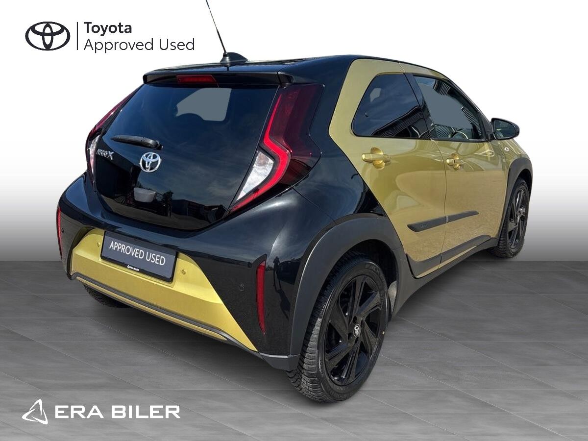 Billede af Toyota Aygo X 1,0 VVT-I Pulse Edition Design 72HK 5d