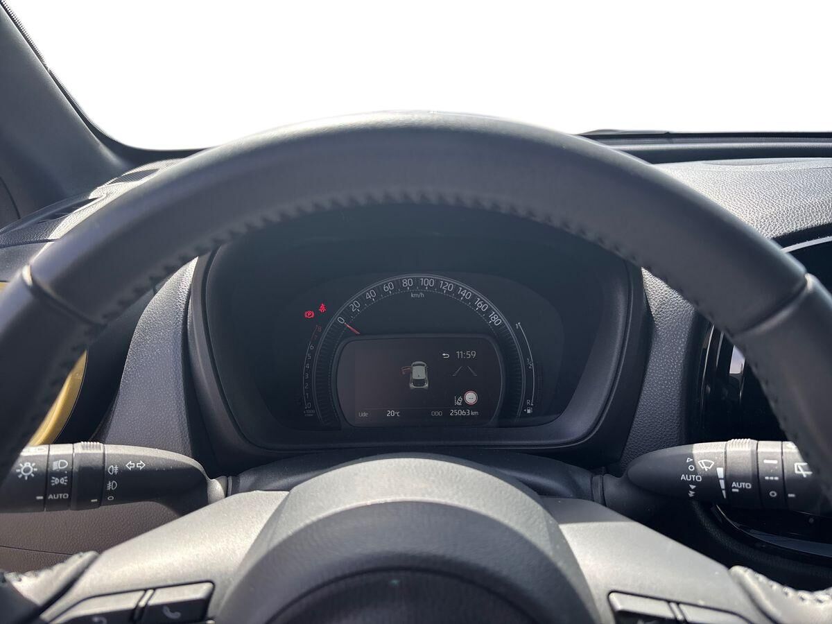 Billede af Toyota Aygo X 1,0 VVT-I Pulse Edition Design 72HK 5d