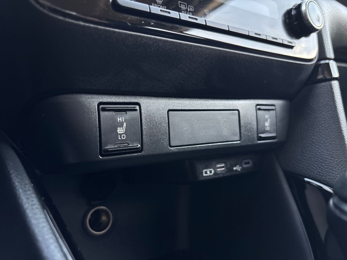 Billede af Toyota Yaris 1,5 Hybrid Style Comfort 116HK 5d Trinl. Gear