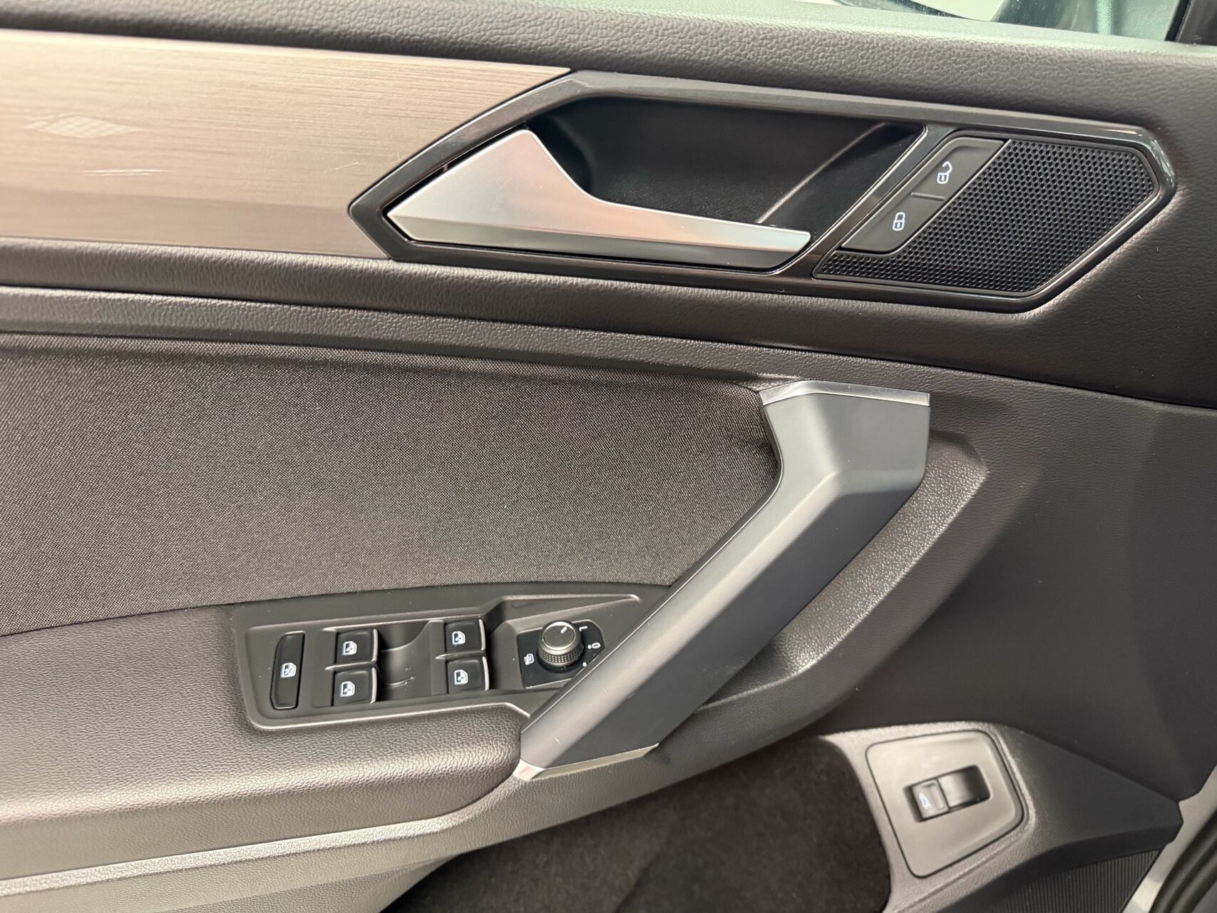 Billede af VW Tiguan Allspace 1,4 TSI ACT Comfortline DSG 150HK 5d 6g Aut.