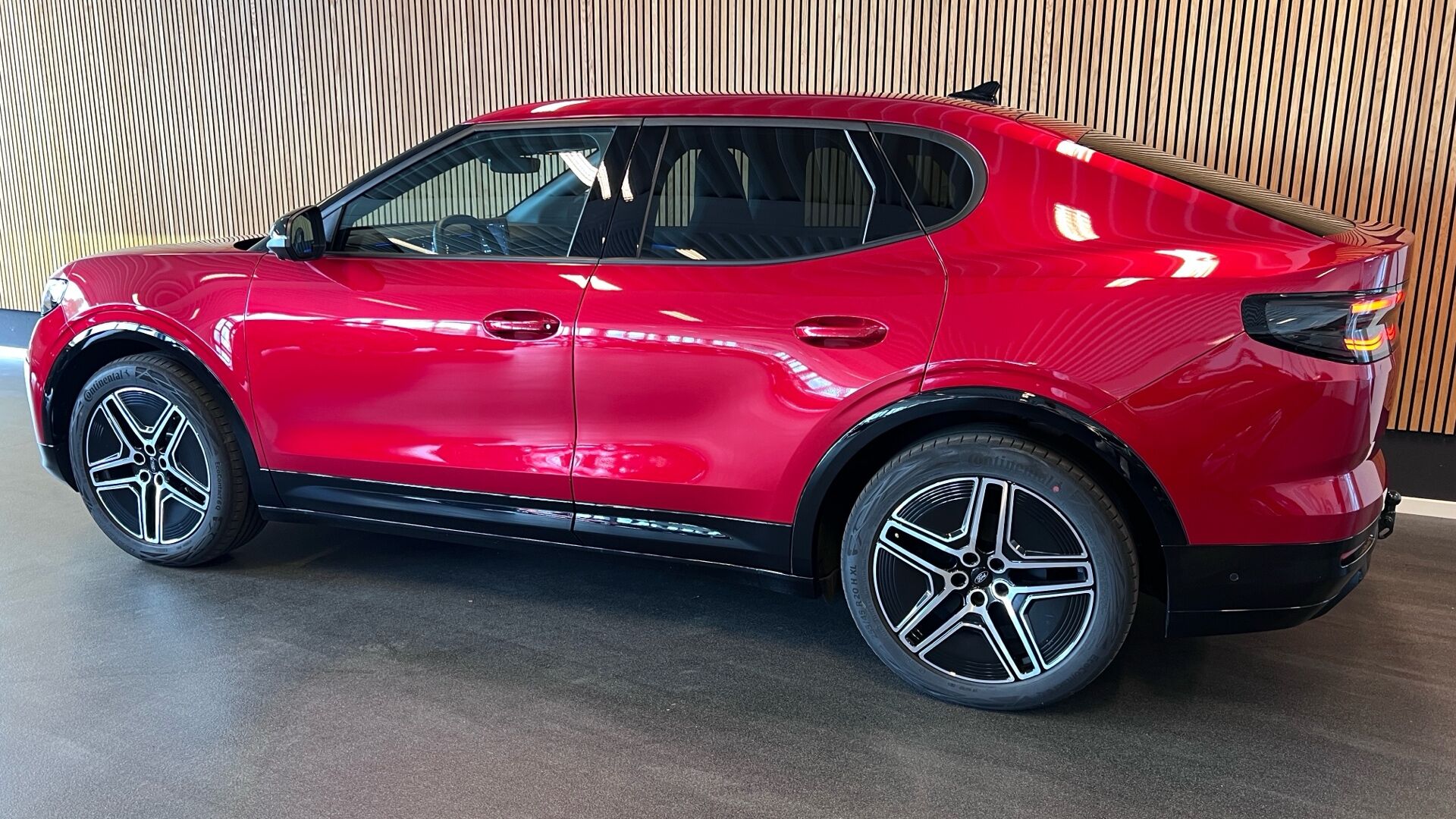 Billede af Ford Capri EL UR Premium AWD 340HK 5d Aut.