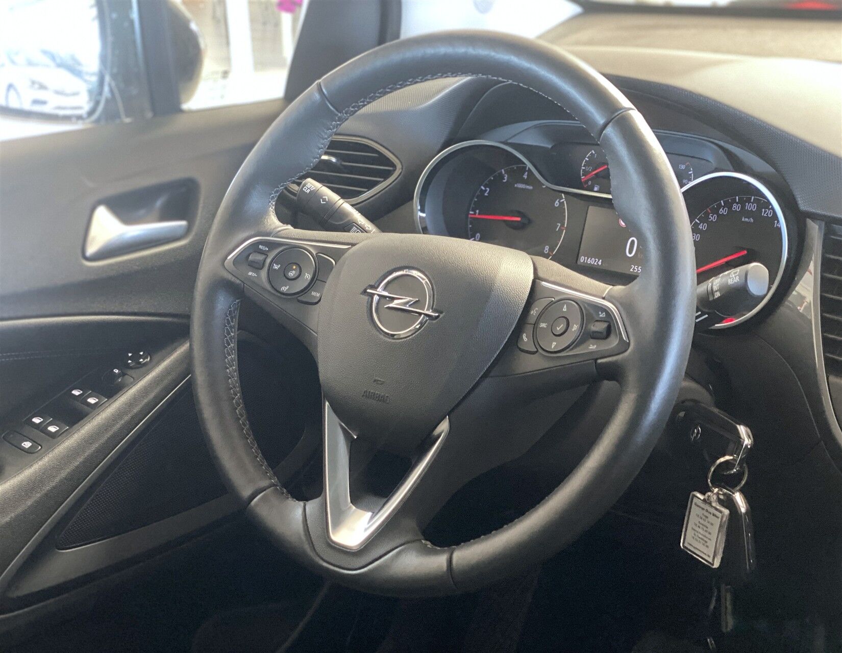 Billede af Opel Crossland 1,2 PureTech Elegance 130HK 5d 6g Aut.