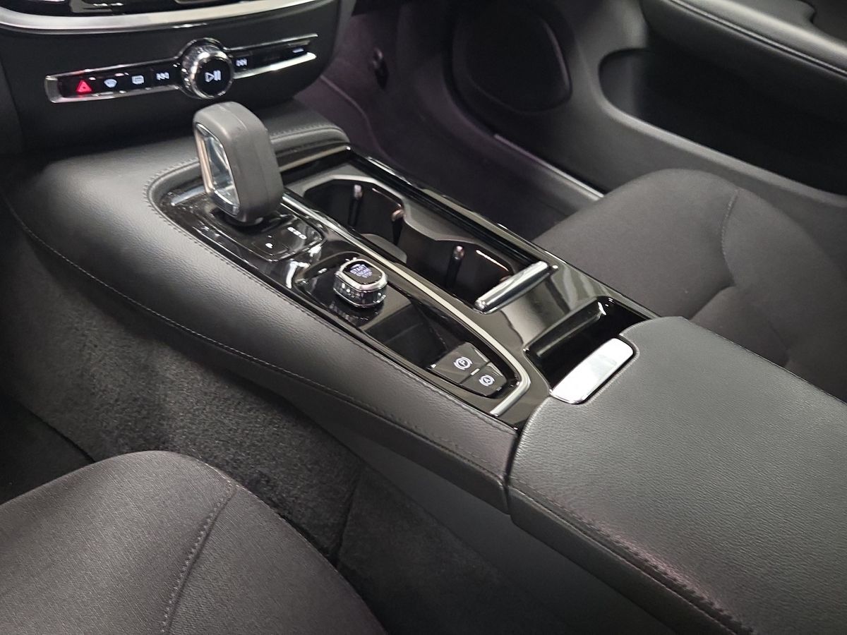 Billede af Volvo V60 2,0 T6 Recharge  Plugin-hybrid Inscription Expression 340HK Stc 8g Aut.