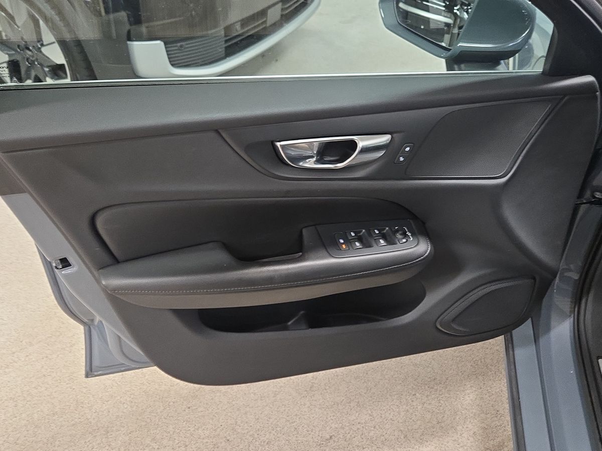 Billede af Volvo V60 2,0 T6 Recharge  Plugin-hybrid Inscription Expression 340HK Stc 8g Aut.