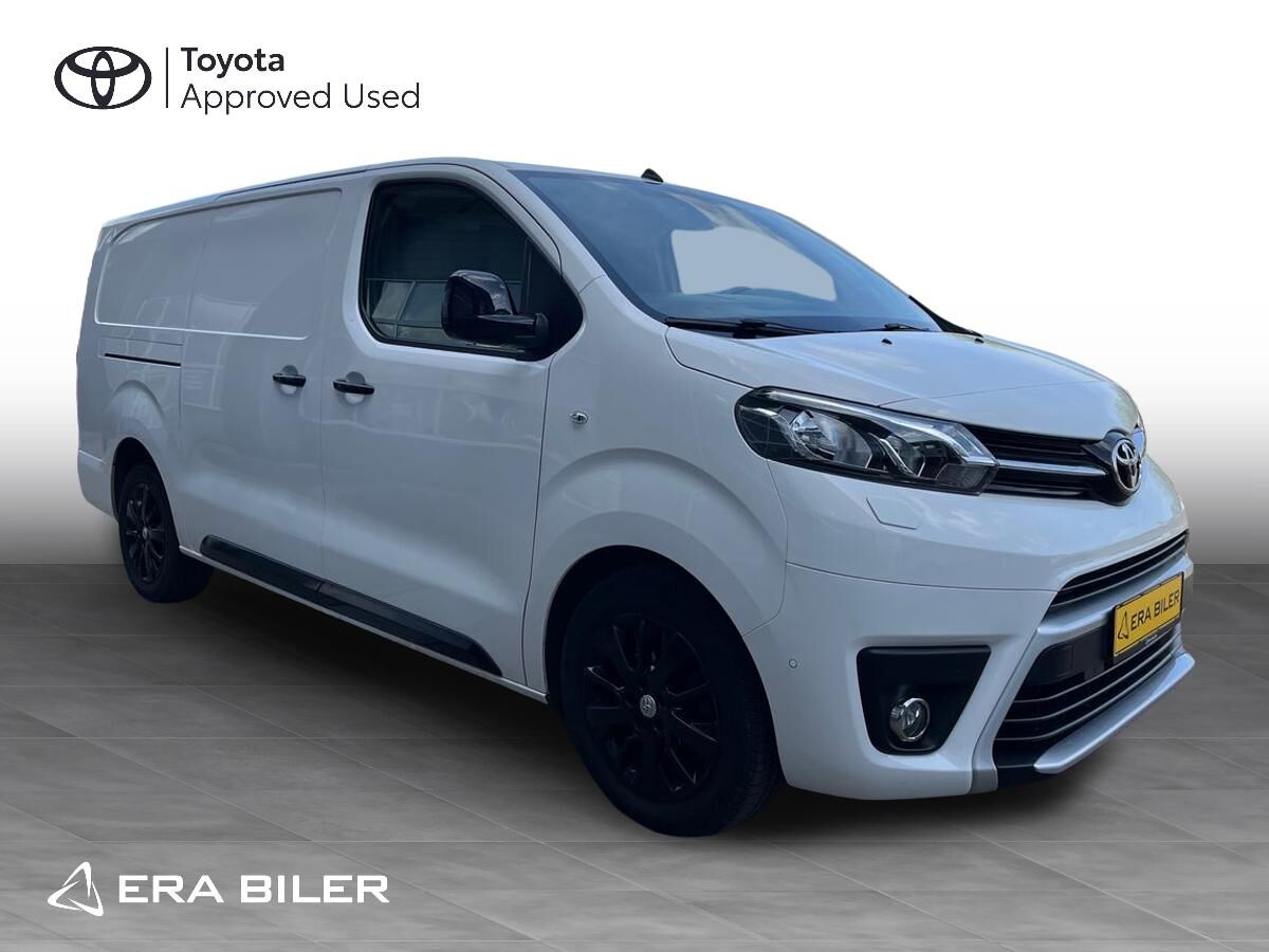 Billede af Toyota Proace Long 2,0 D Comfort Master Black Pack m/ bagklap (Proace 180) 177HK Van 8g Aut.