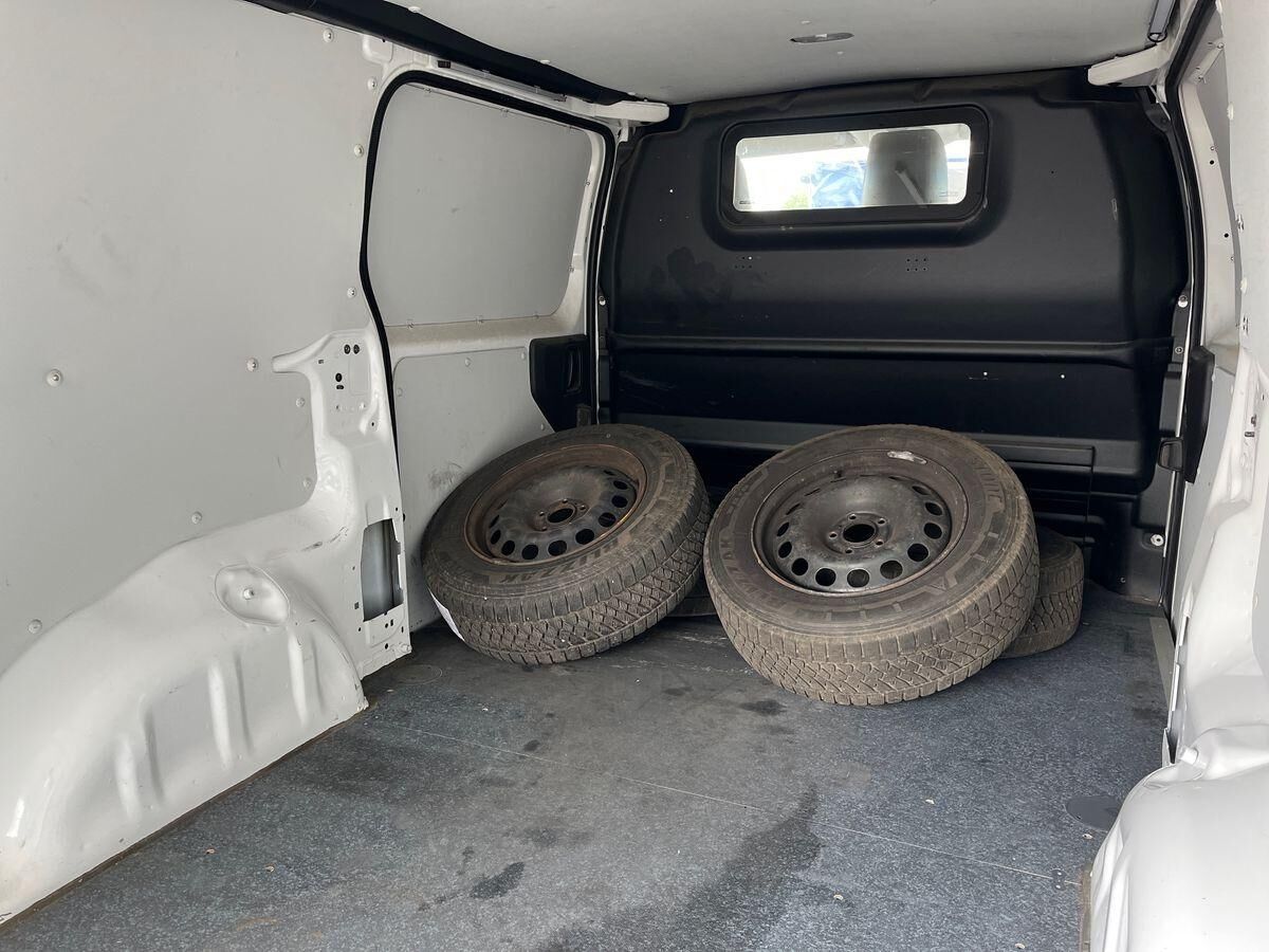 Billede af Toyota Proace Long 2,0 D Comfort Master Black Pack m/ bagklap (Proace 180) 177HK Van 8g Aut.