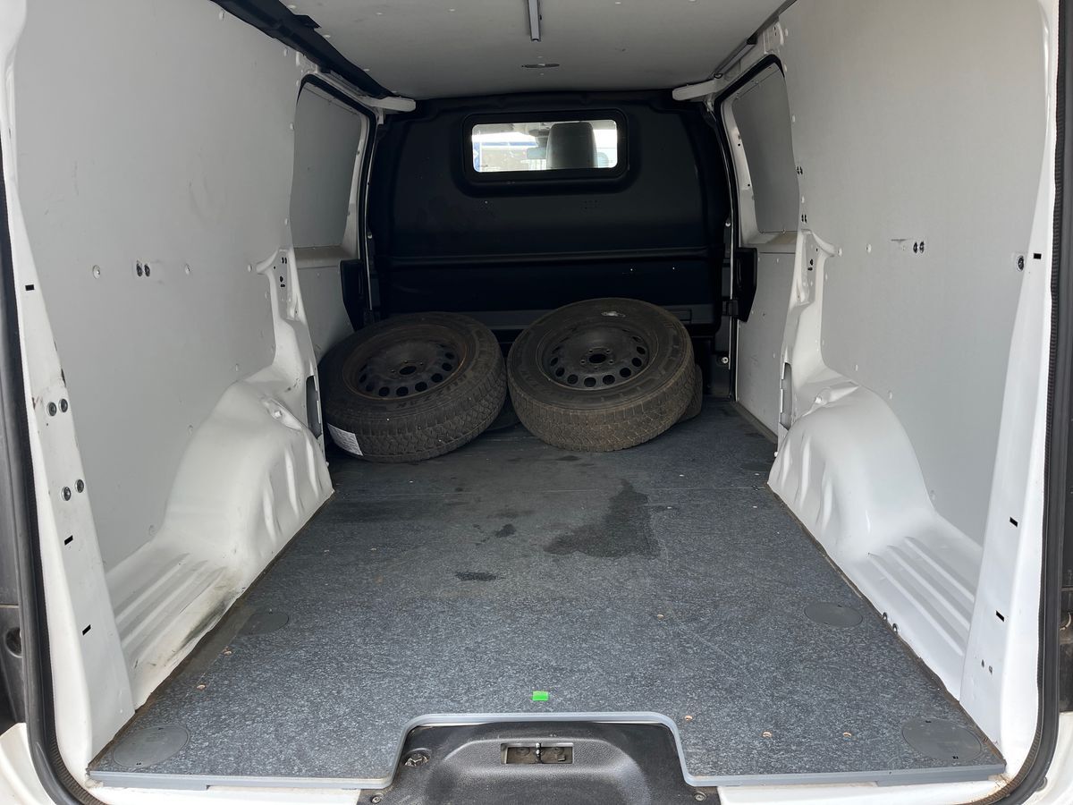 Billede af Toyota Proace Long 2,0 D Comfort Master Black Pack m/ bagklap (Proace 180) 177HK Van 8g Aut.