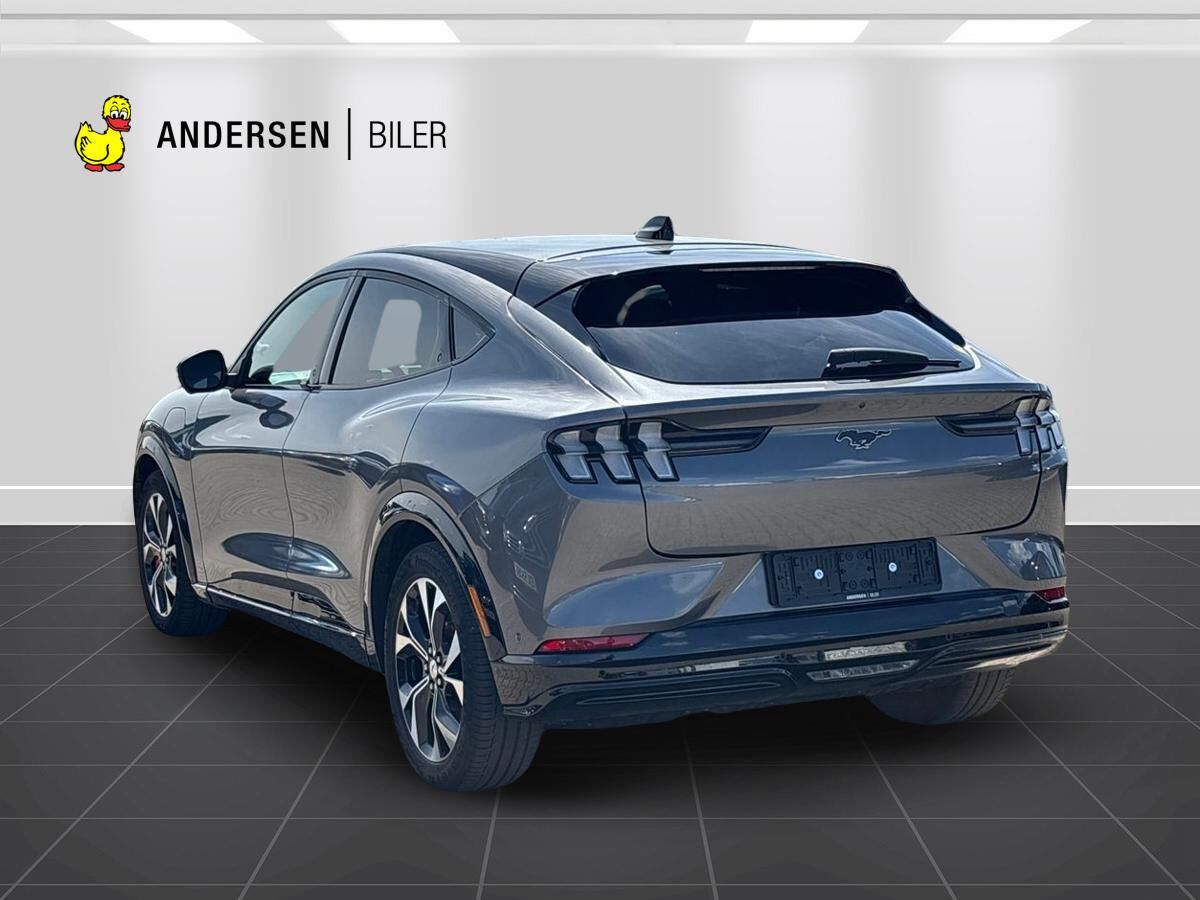 Billede af Ford Mustang Mach-E EL UR Premium 294HK 5d Aut.