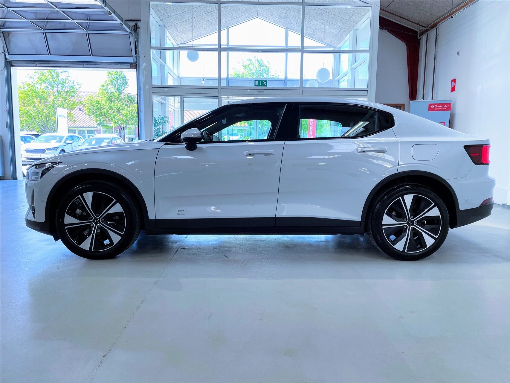 Billede af Polestar 2 EL Long range Single motor Plus 231HK 5d Aut.