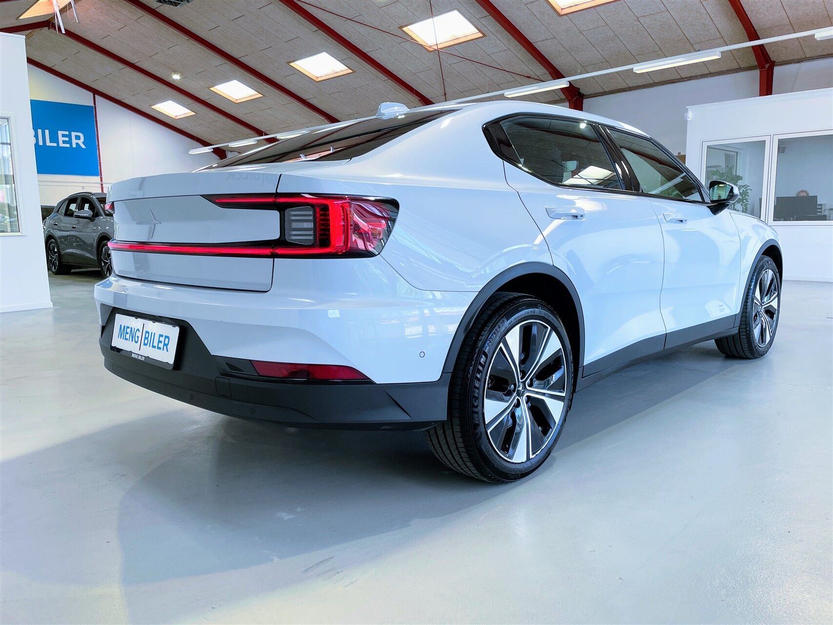 Billede af Polestar 2 EL Long range Single motor Plus 231HK 5d Aut.