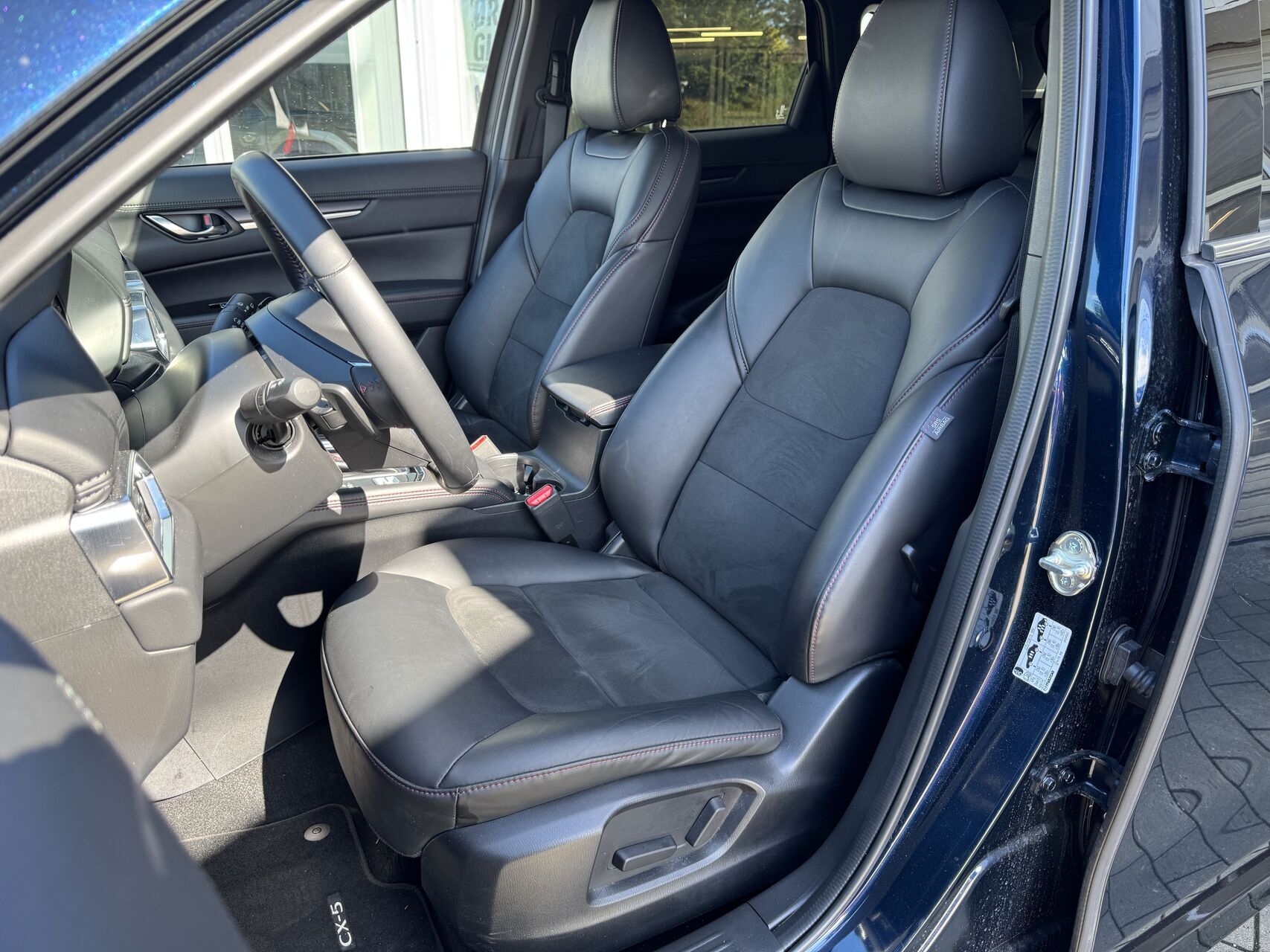 Billede af Mazda CX-5 2,0 e-Skyactiv-G  Mild hybrid Homura 165HK 5d 6g Aut.
