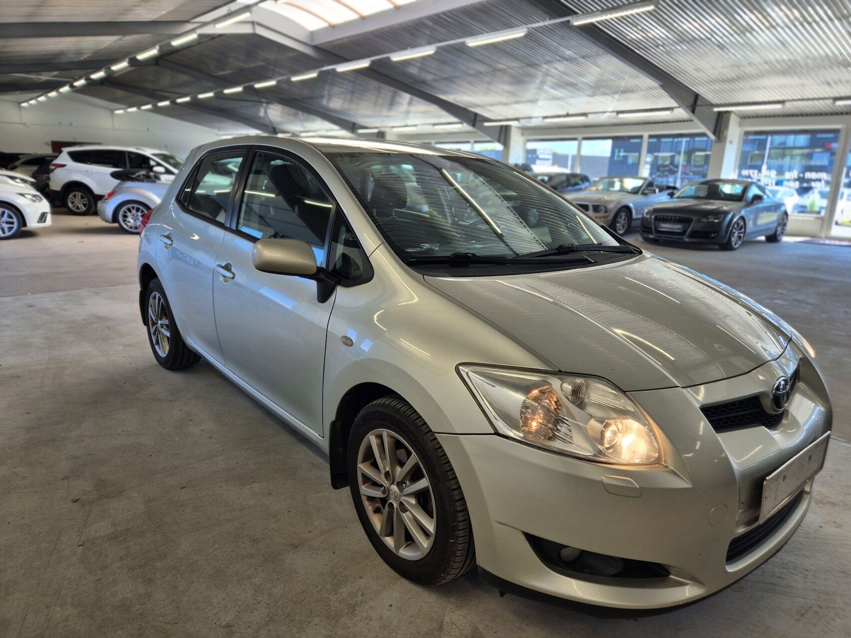 Billede af Toyota Auris 1,6 VVT-I Linea Luna 124HK 5d Aut.