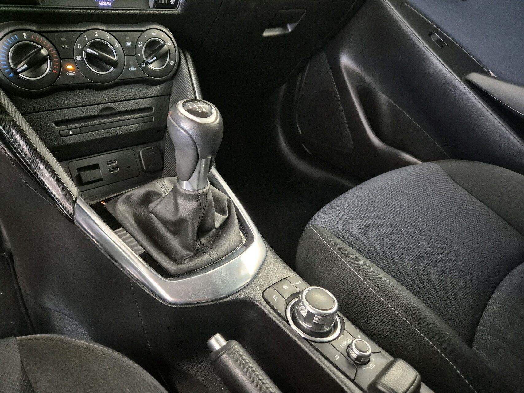 Billede af Mazda 2 1,5 Vision 90HK 5d