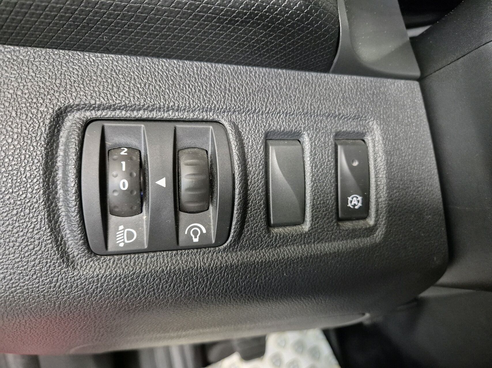 Billede af Renault Clio Sport Tourer 0,9 Energy TCe Zen 90HK Stc