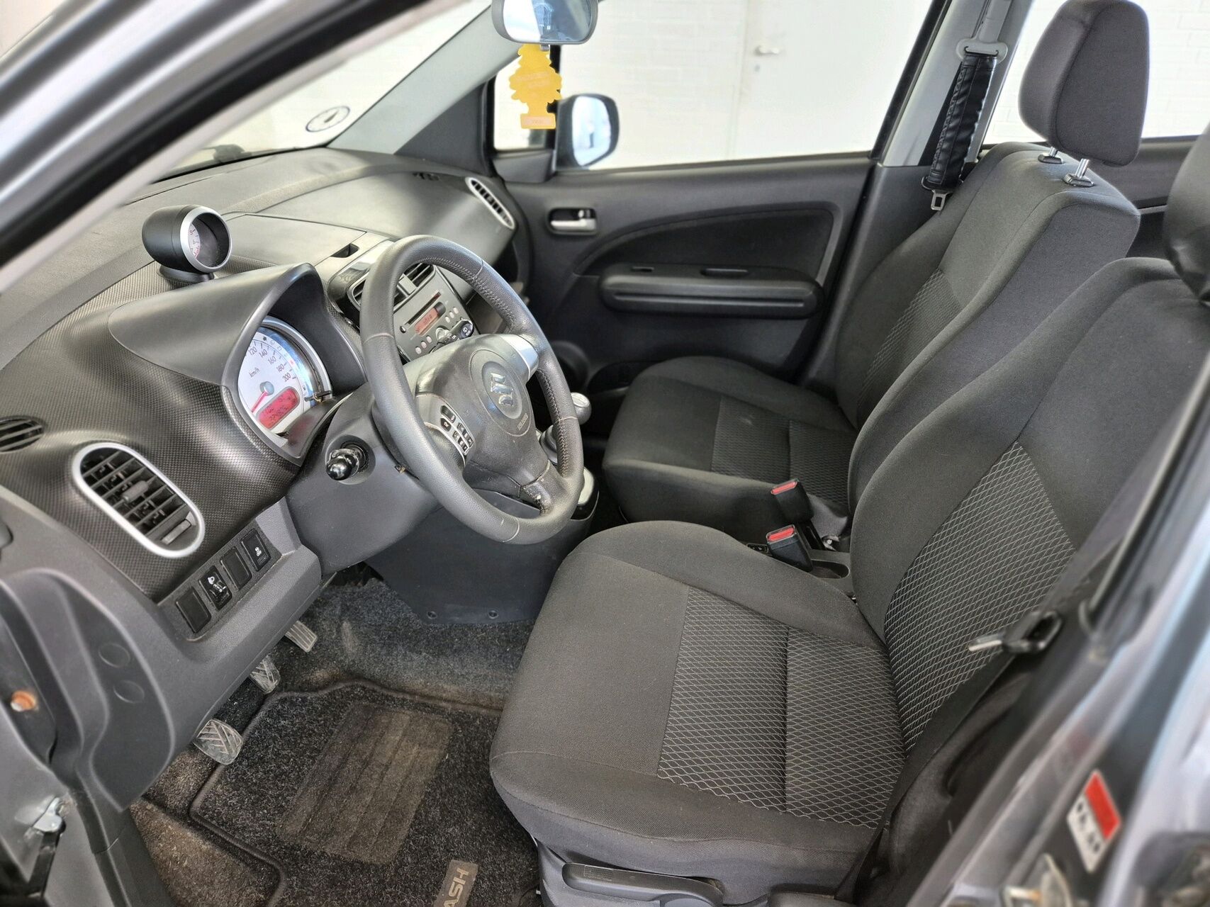 Billede af Suzuki Splash 1,0 12V Kick A/C 68HK 5d