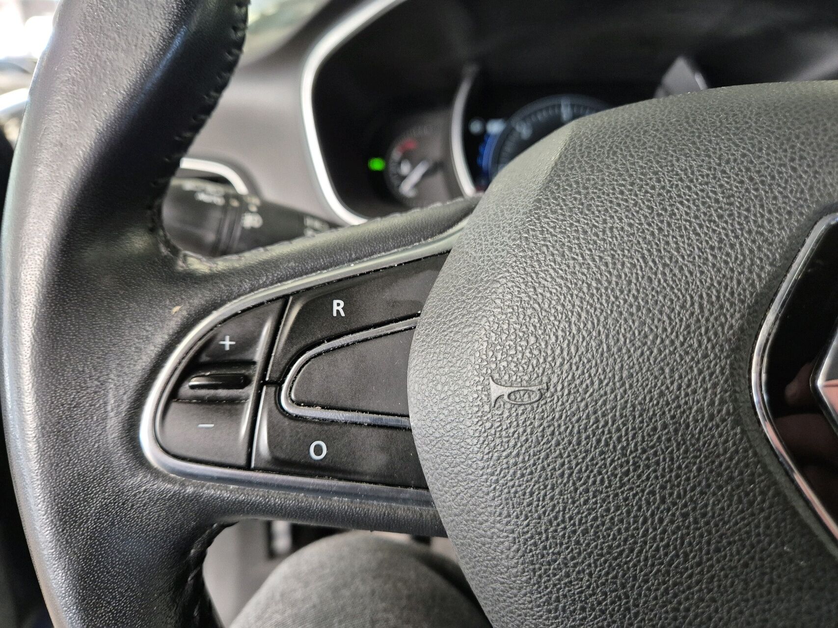 Billede af Renault Mégane Sport Tourer 1,5 Energy DCI Zen EDC 110HK Stc 6g Aut.