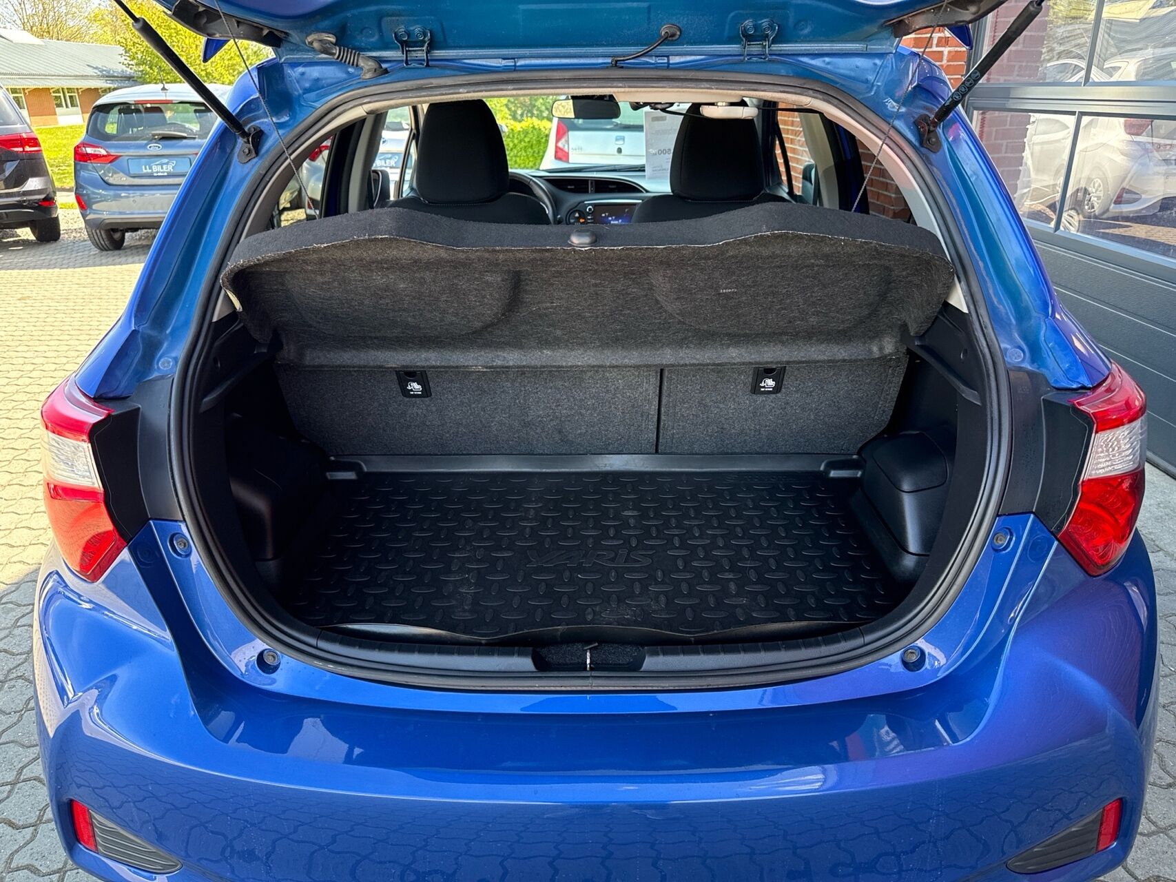 Billede af Toyota Yaris 1,5 Hybrid H2 Exclusive E-CVT 100HK 5d Trinl. Gear